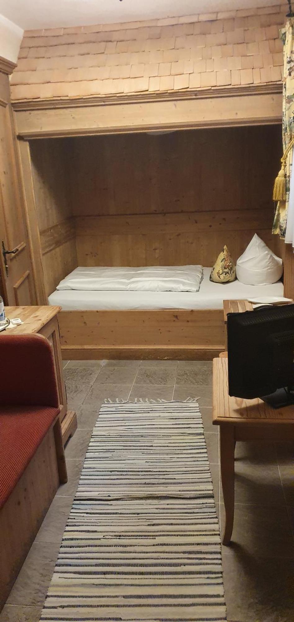 Economy Single Room
