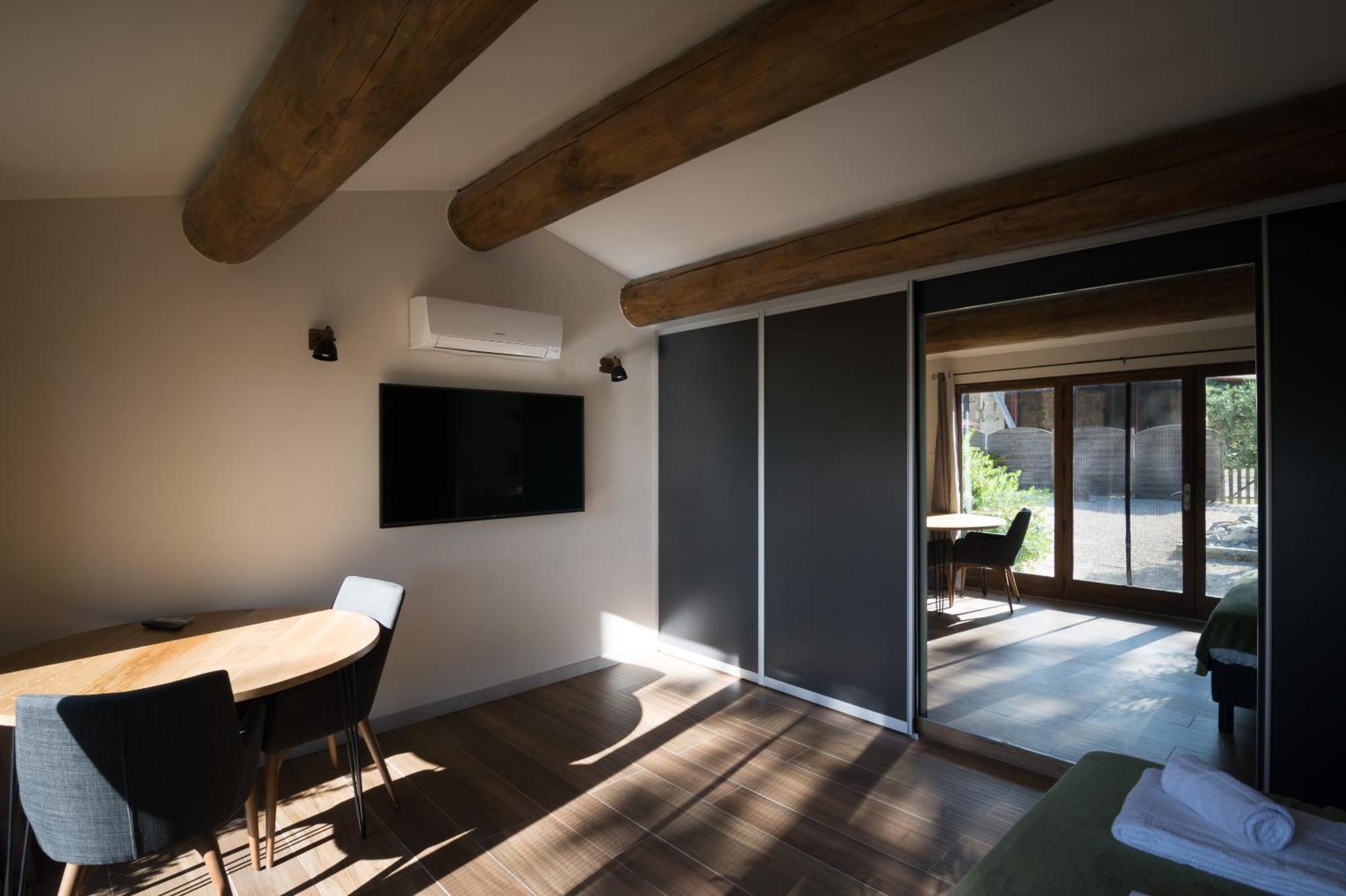 One-Bedroom Cottage