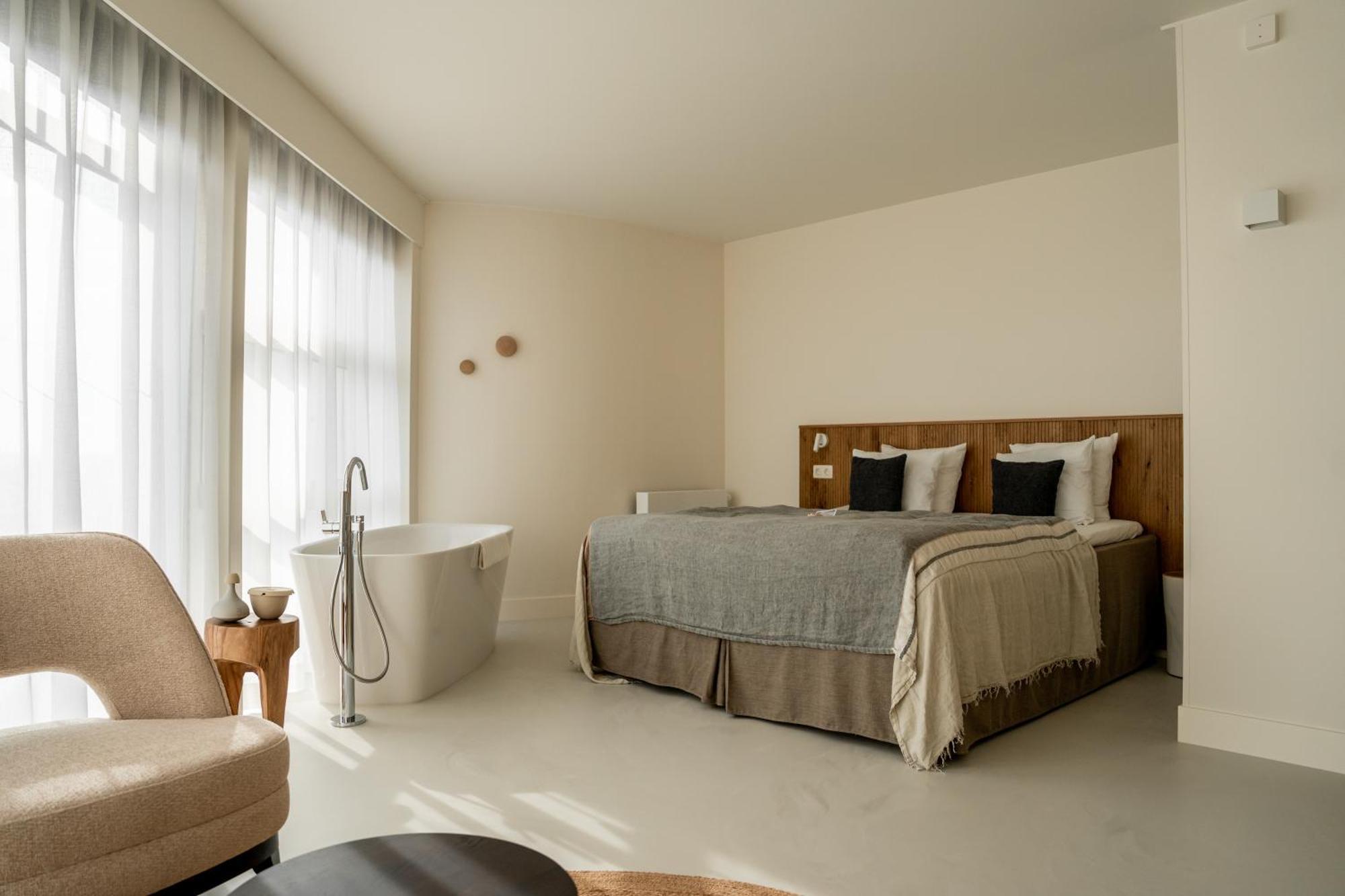 Sea Breeze Junior Suite,1588034123:JPEG