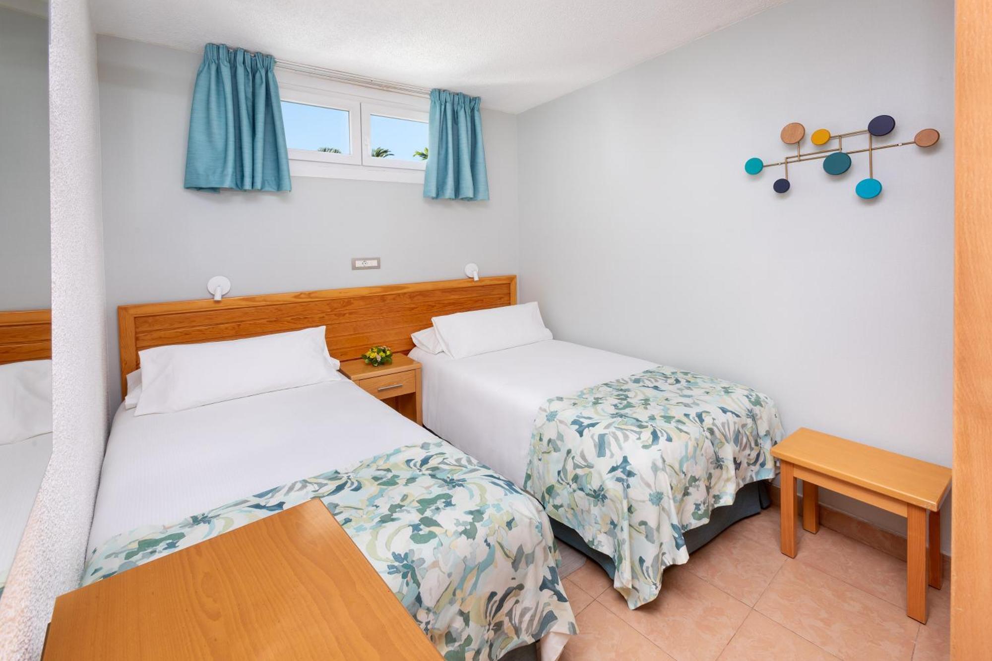 Superior One-Bedroom Apartment