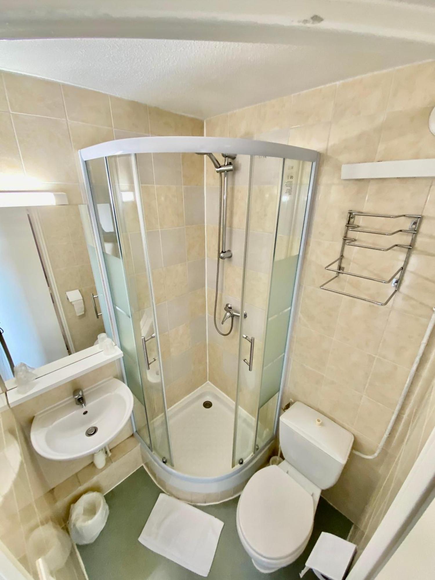 Standard Double Room,1613666694:JPEG