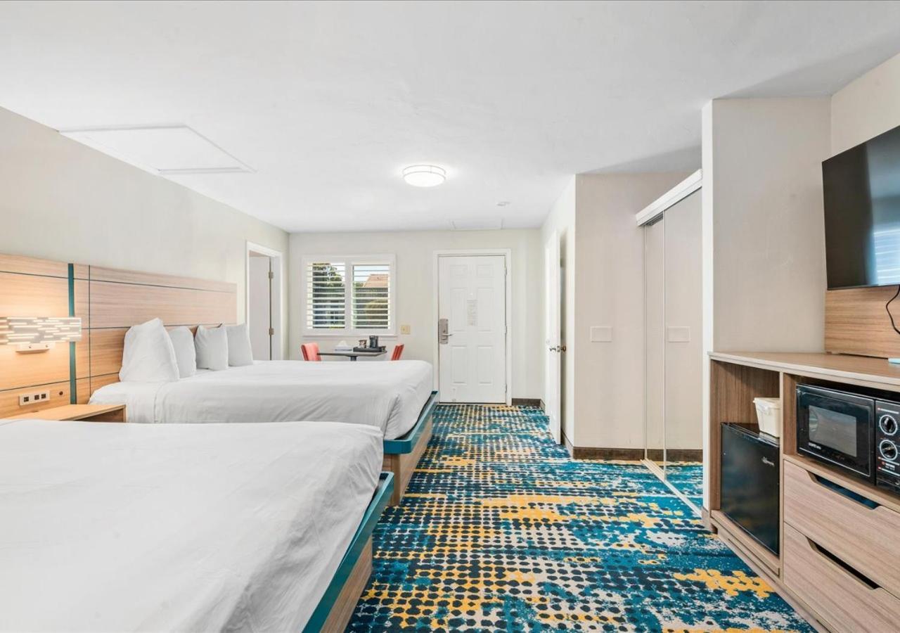 King Room Two King Beds