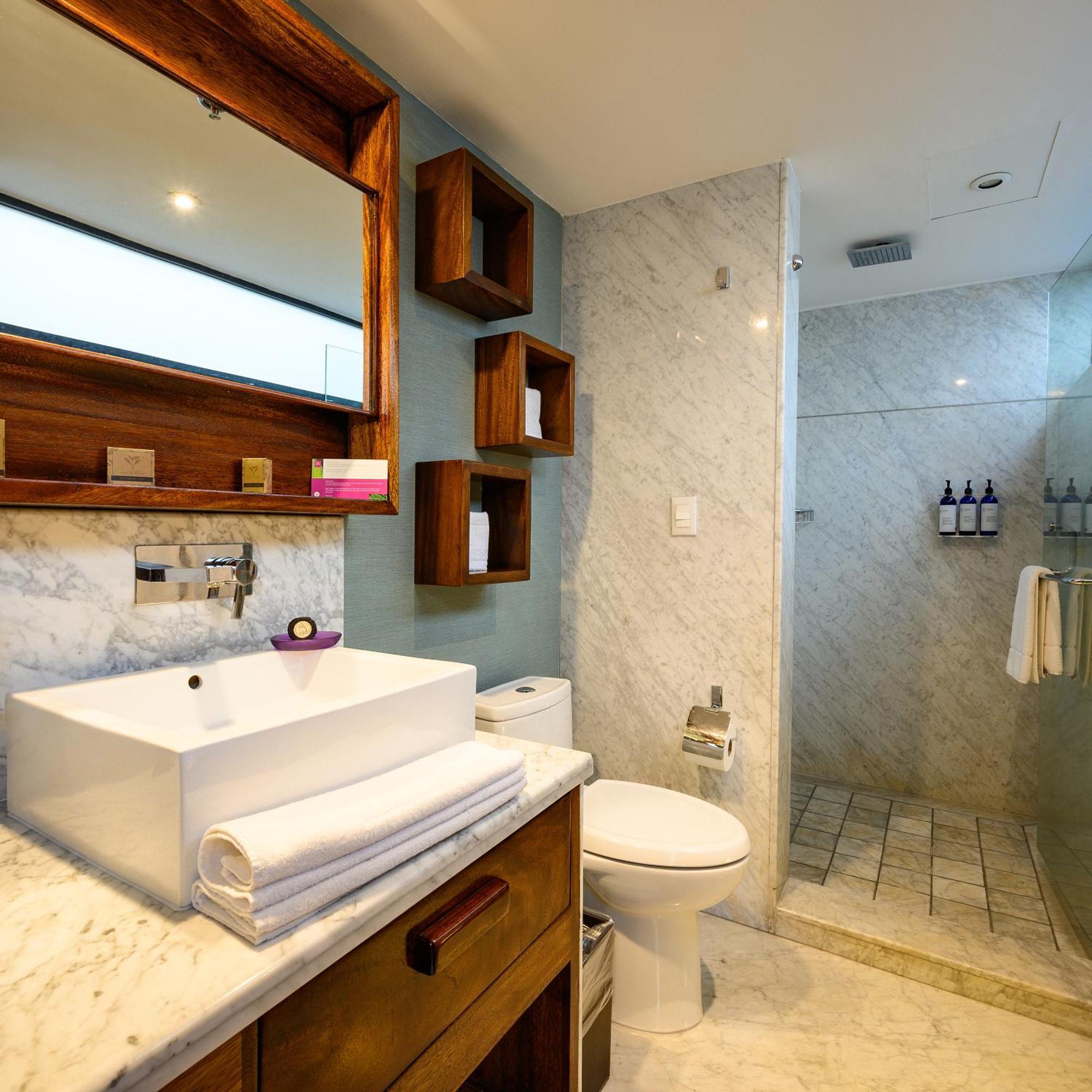 Master Suite Two Double Beds