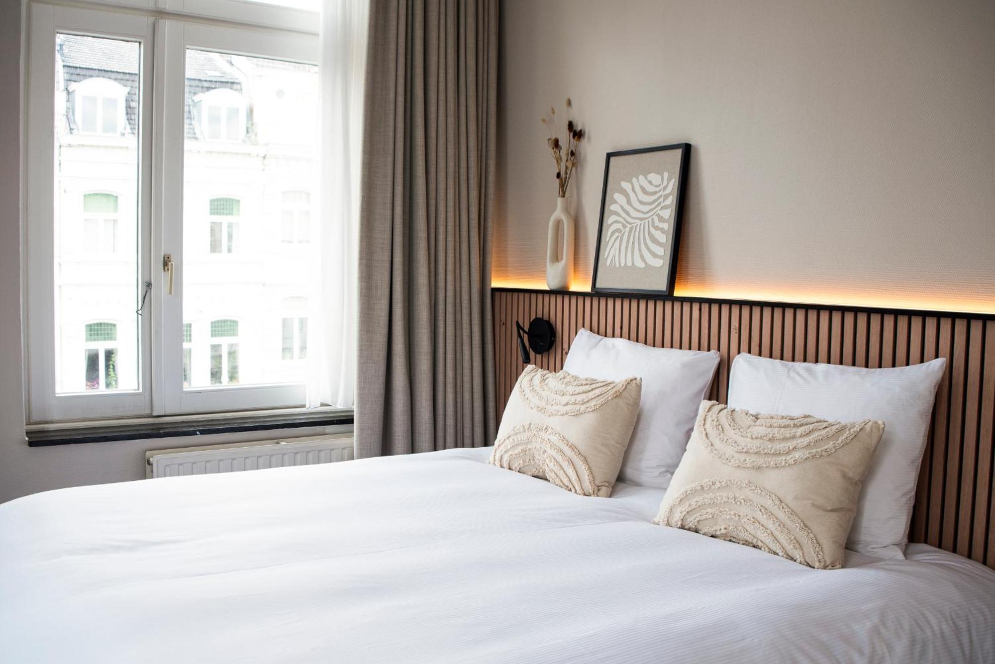 Standard Double Room,1586128312:JPEG