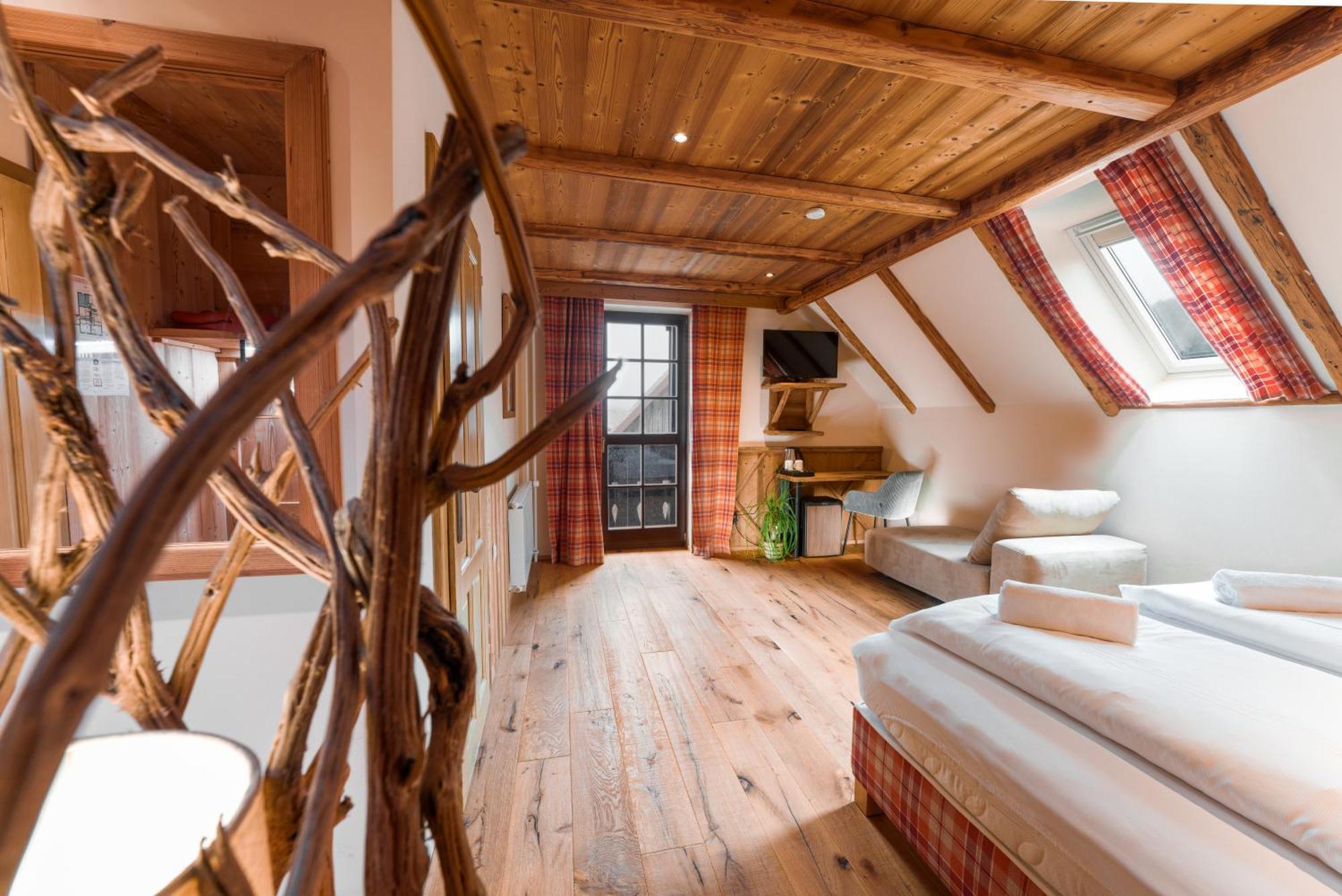 Double or Twin Room Balcony Mountain View