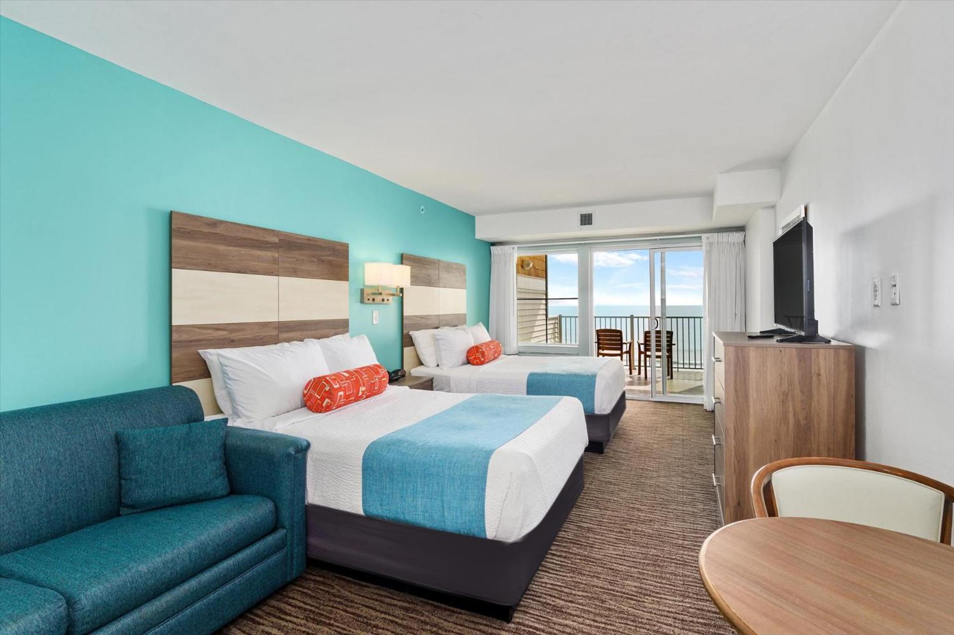 Ocean Front Room Balcony 2 Double Beds Sofa Kitchenette
