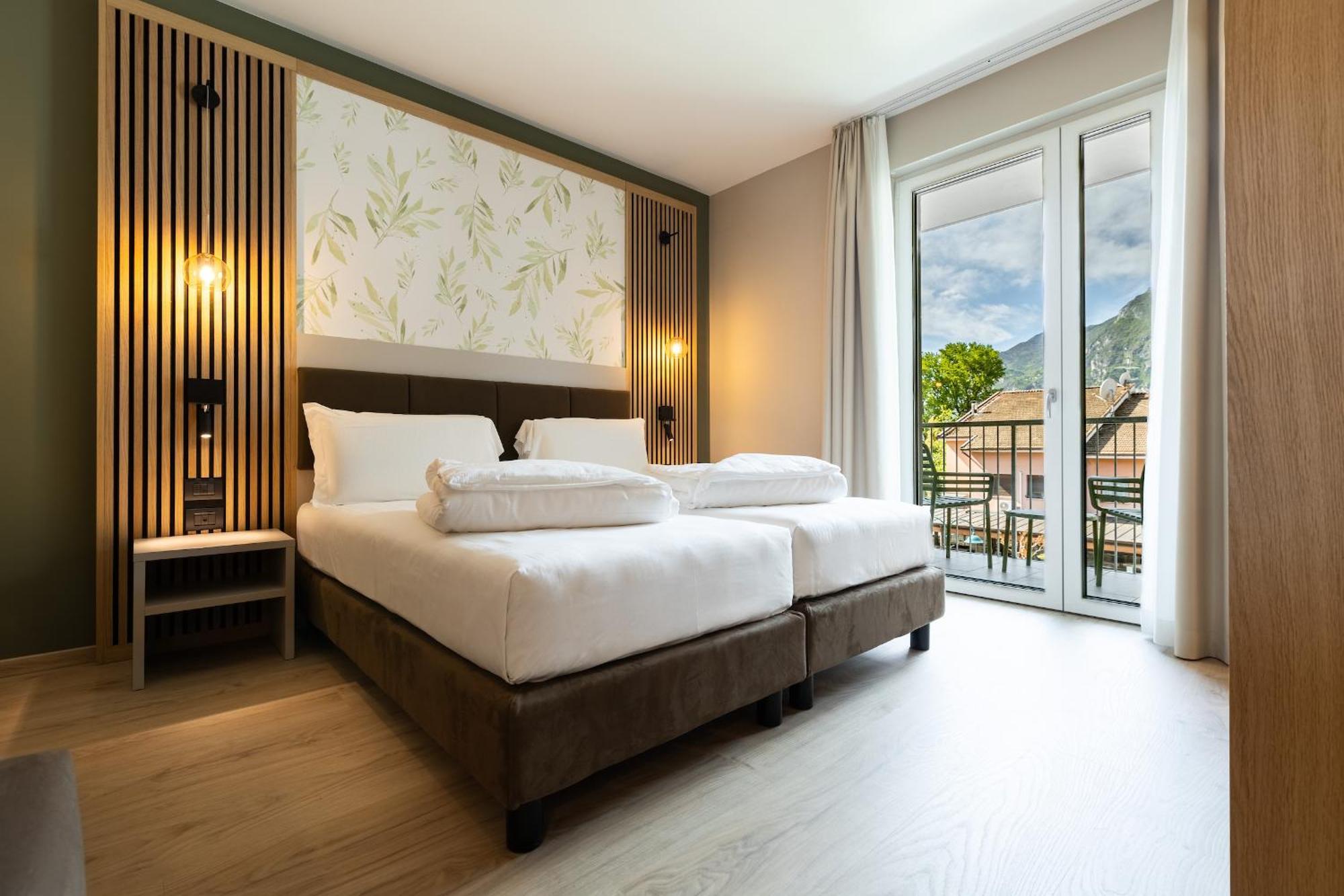 Deluxe Double or Twin Room Balcony