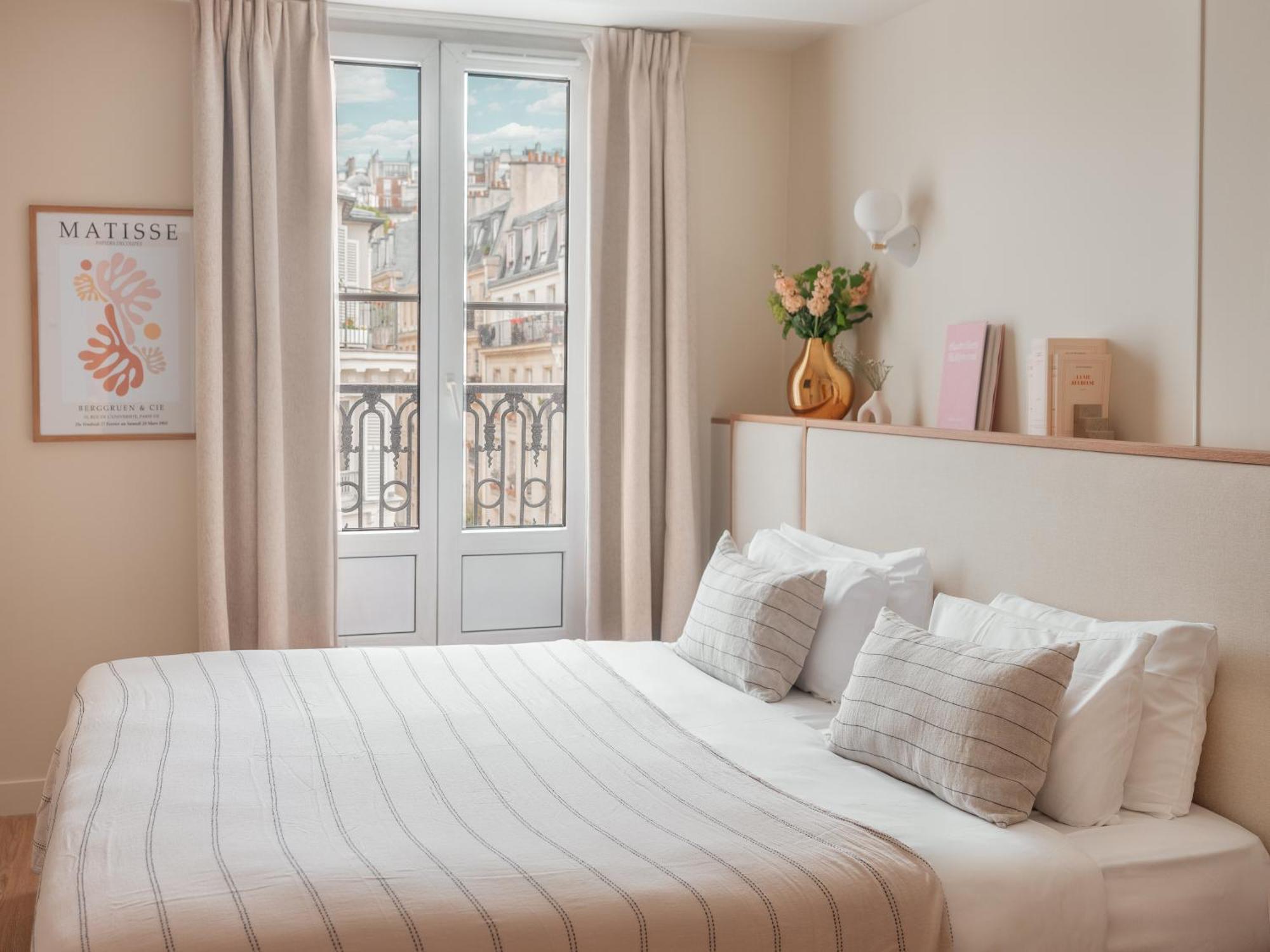 Extra Large Double or Twin Room
