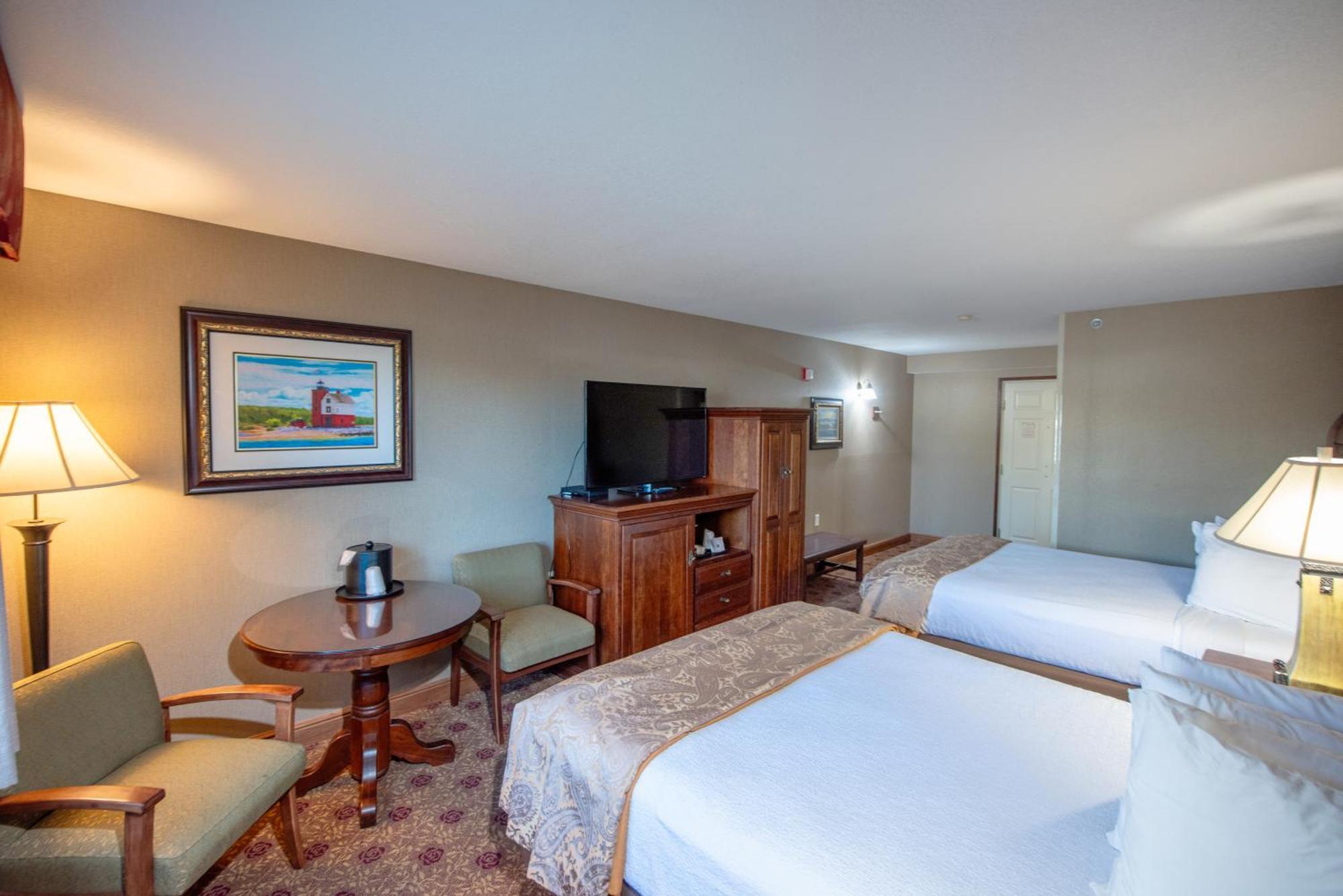Queen Room Two Queen Beds