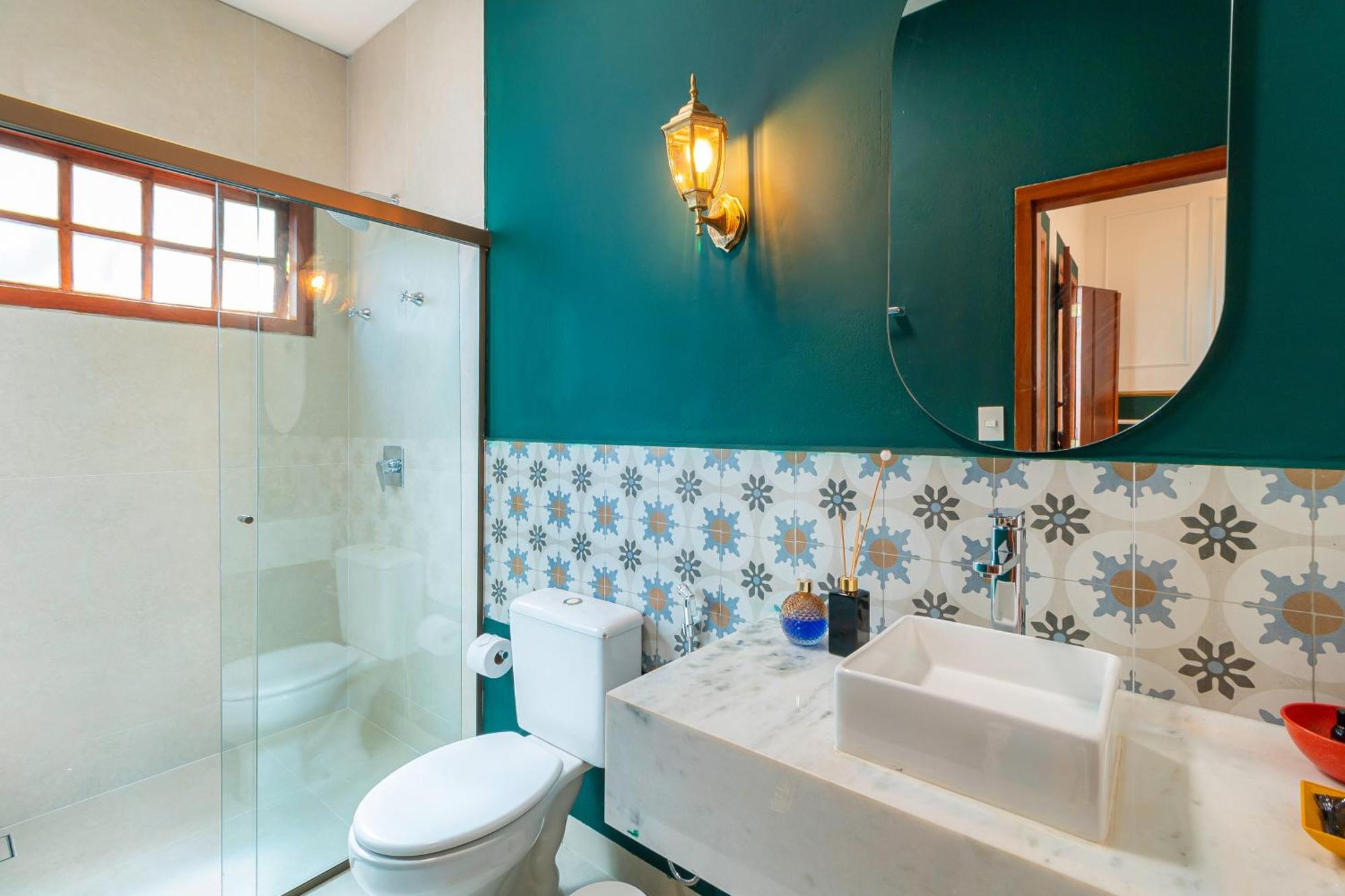 Deluxe Suite Spa Bath