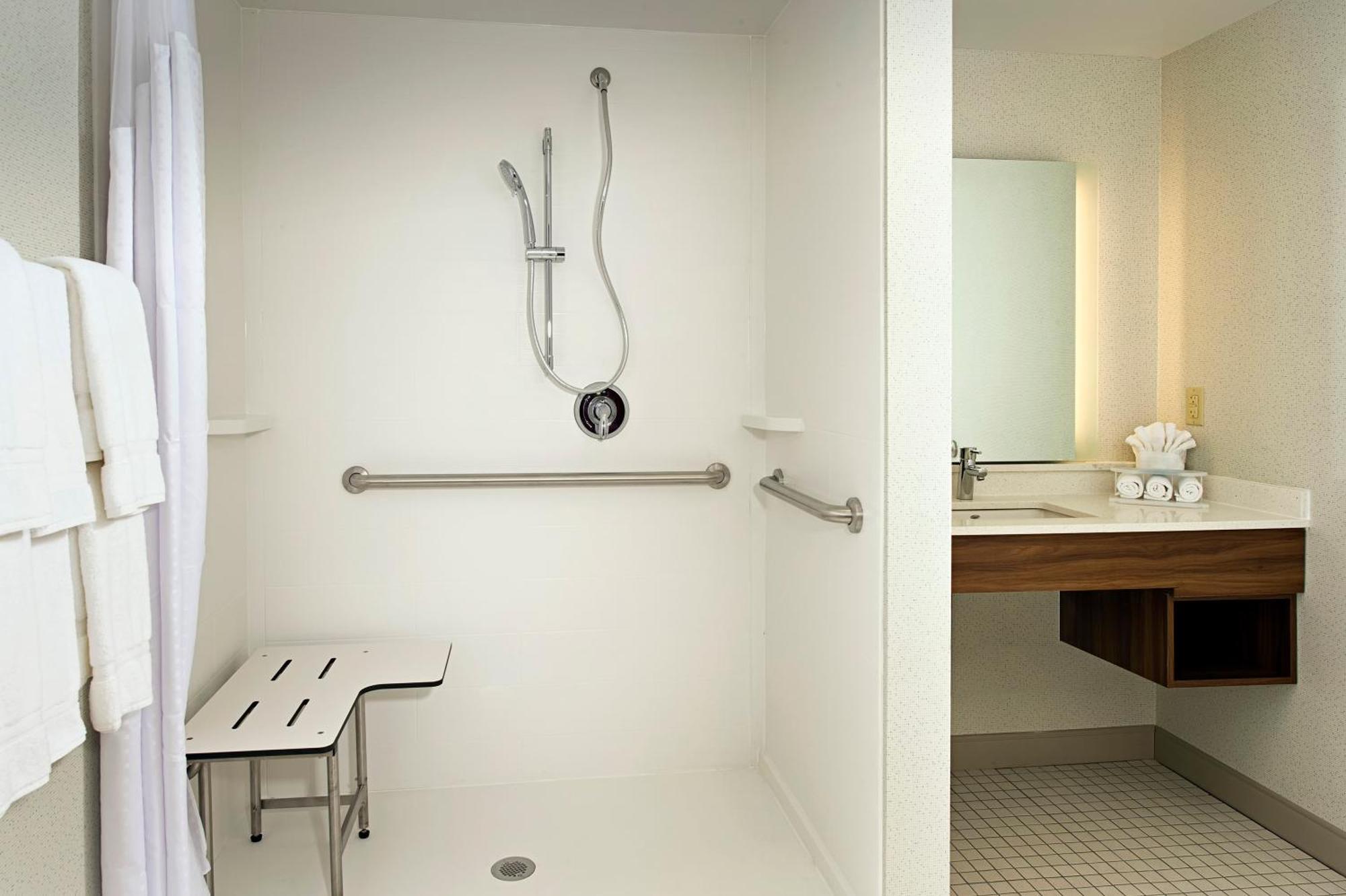 King Room Mobility Access or Non-Smoking