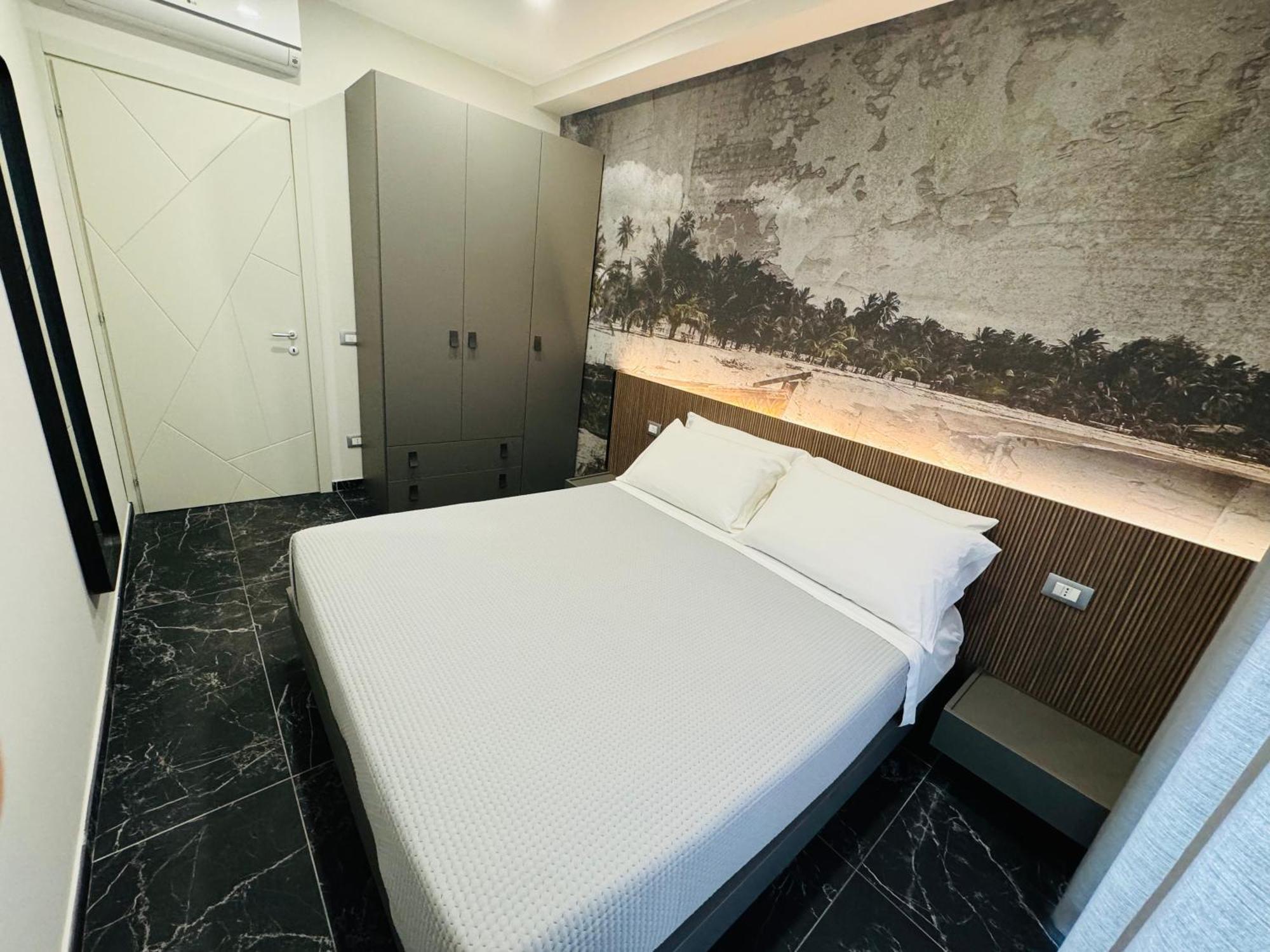 Double Room Private Bathroom