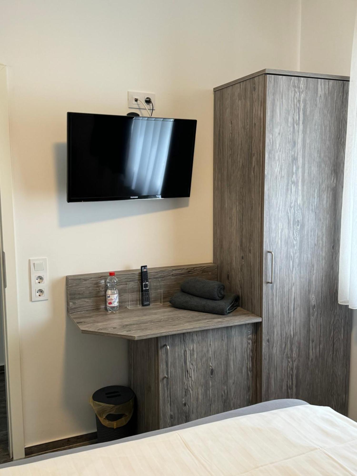 Budget Single Room