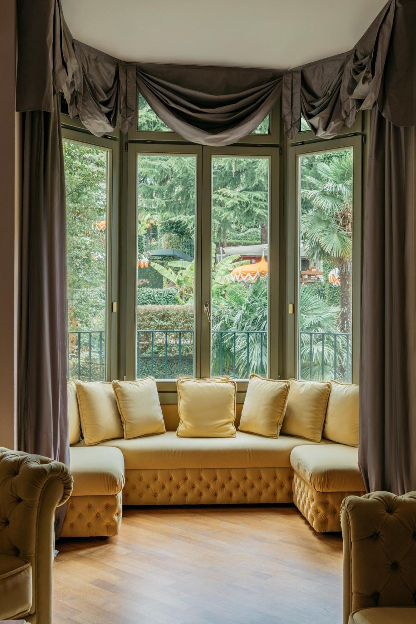 Deluxe Double Room Park View
