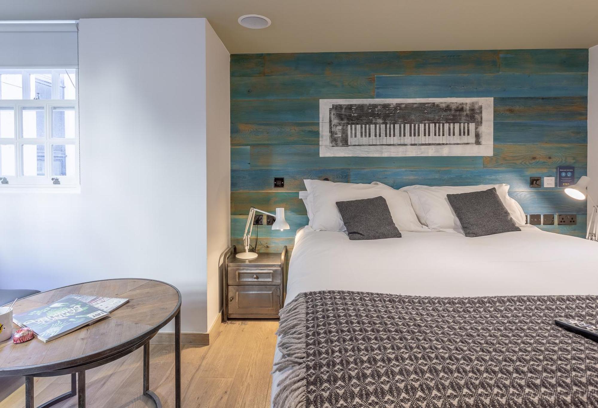 Large Executive Double or Twin Room