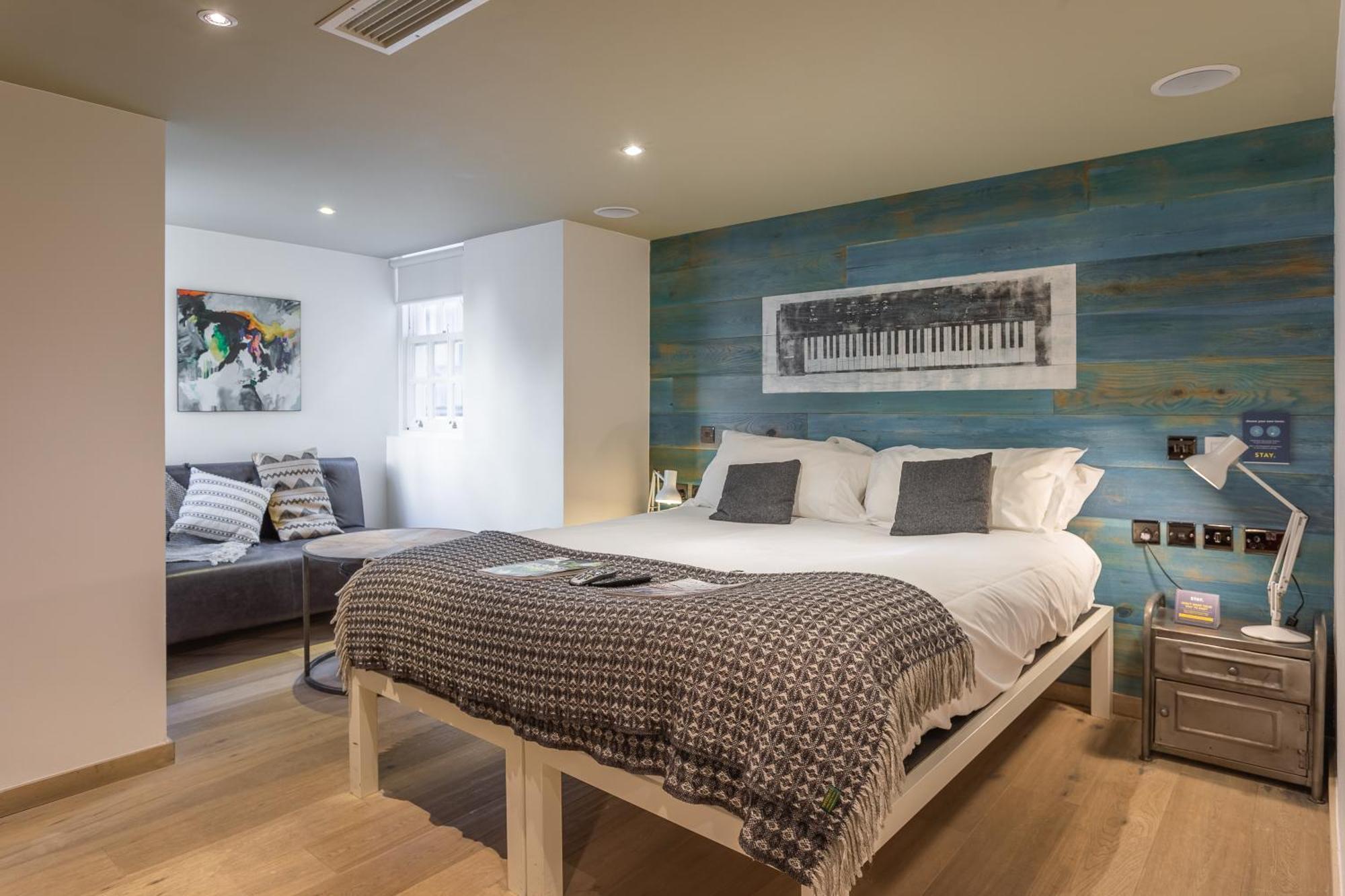 Large Executive Double or Twin Room