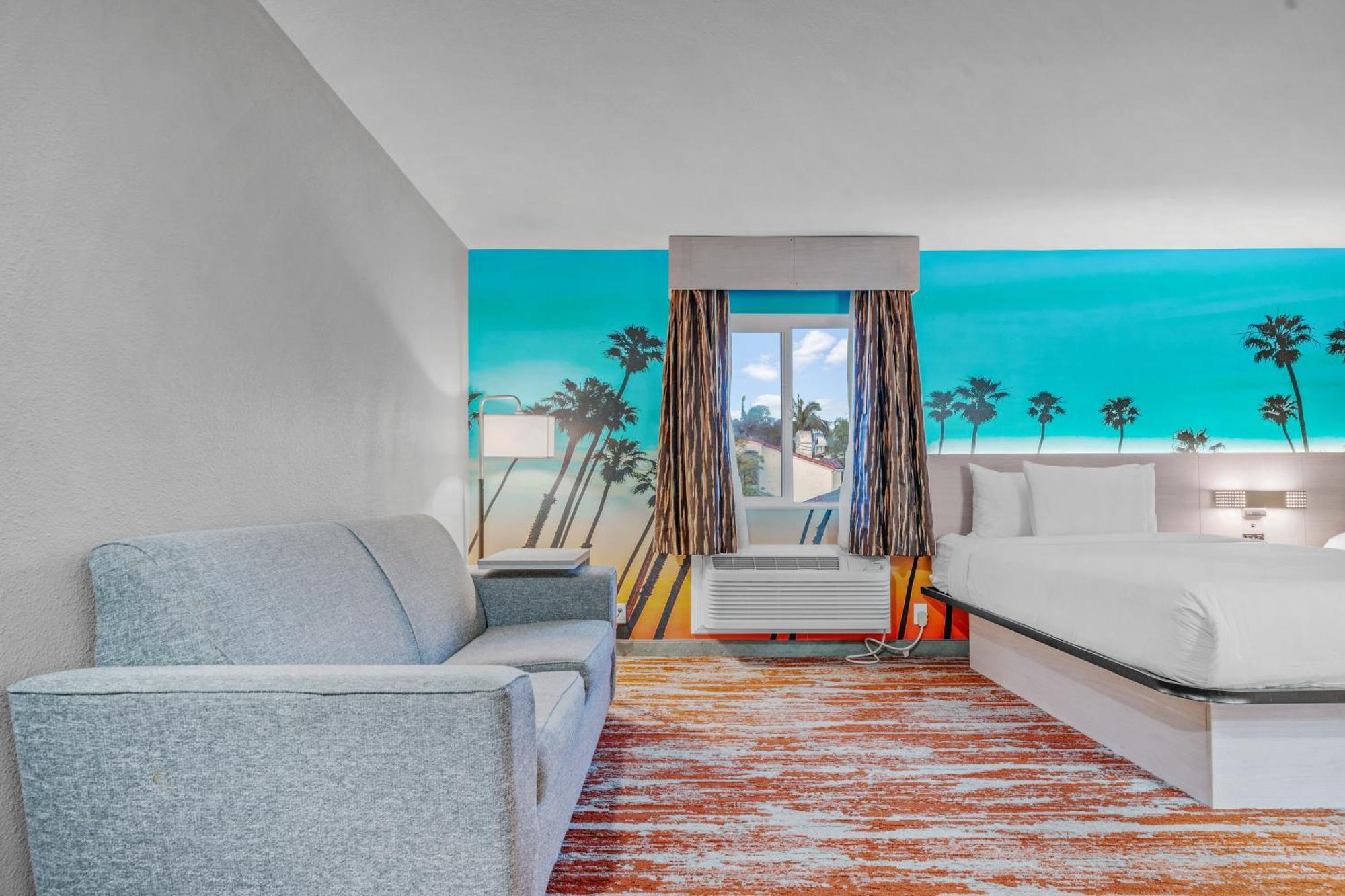 Double Queen Suite