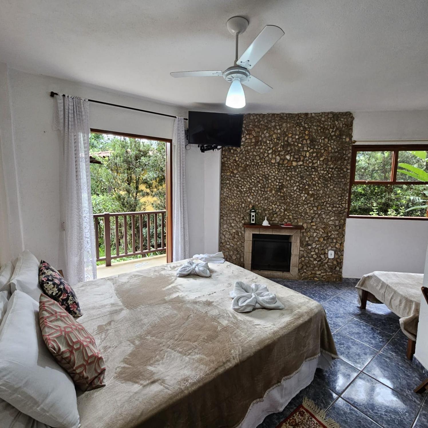 Quarto Triplo Clássico