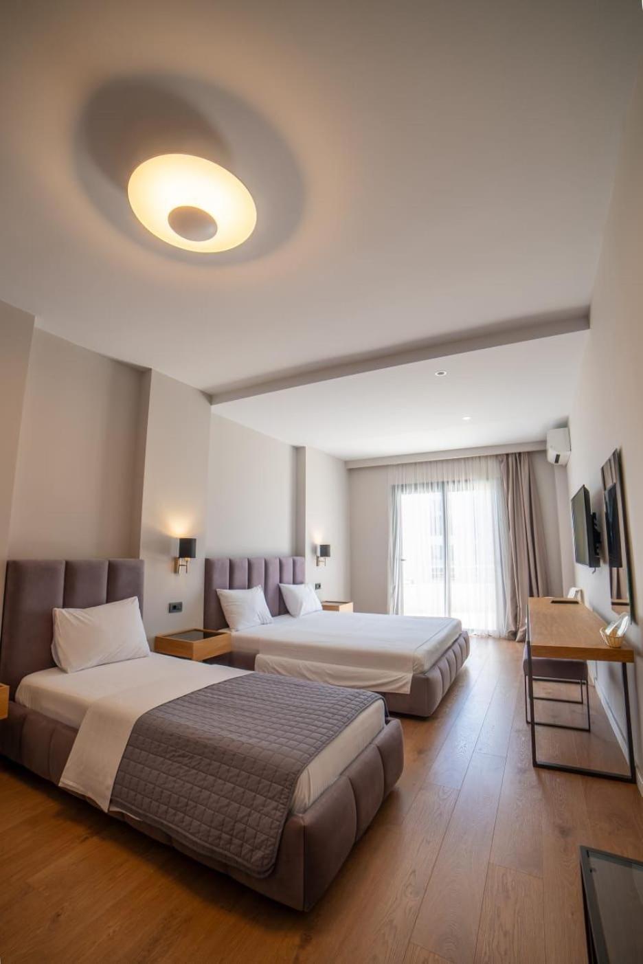 Deluxe Triple Room Sea View