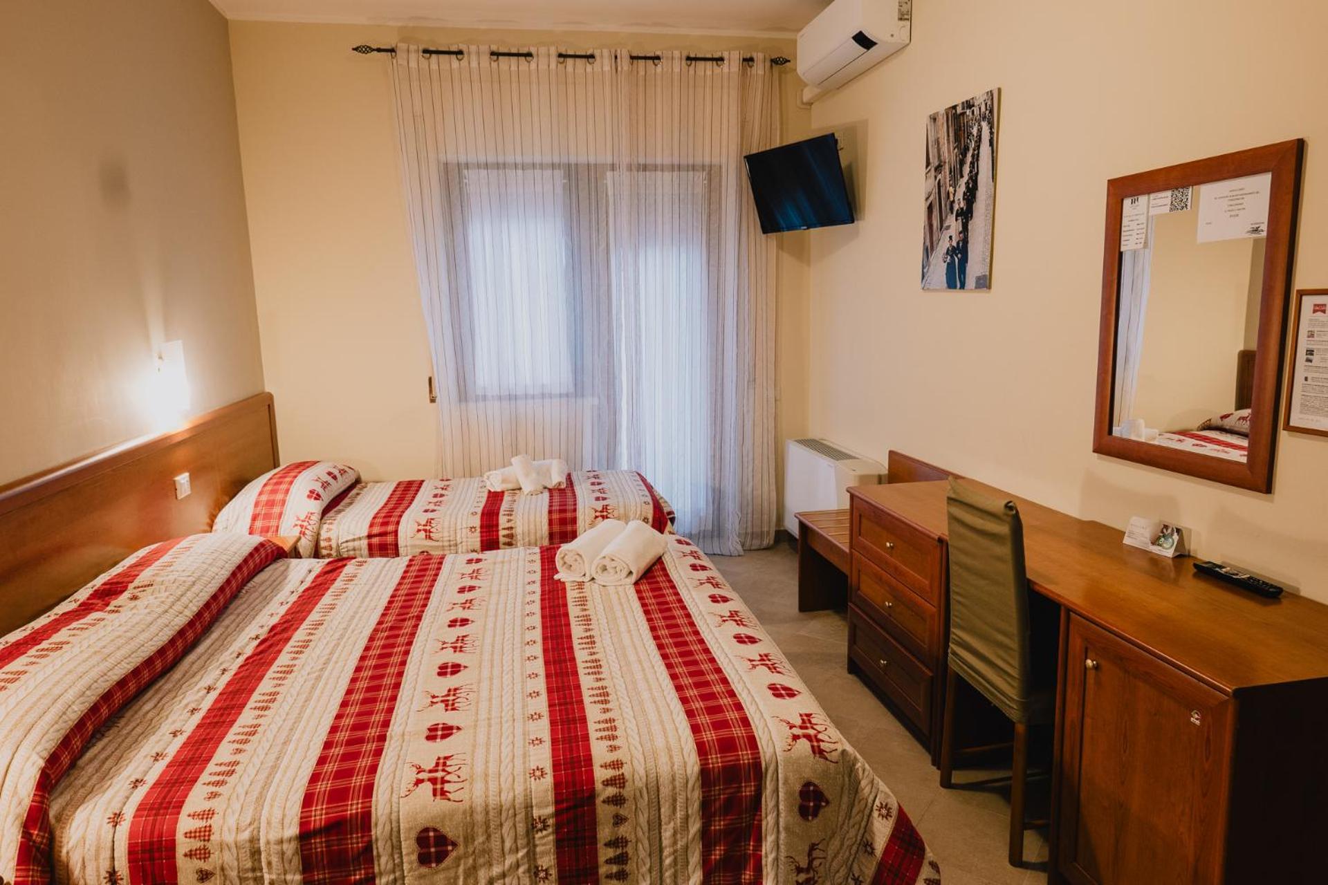 Standard Quadruple Room