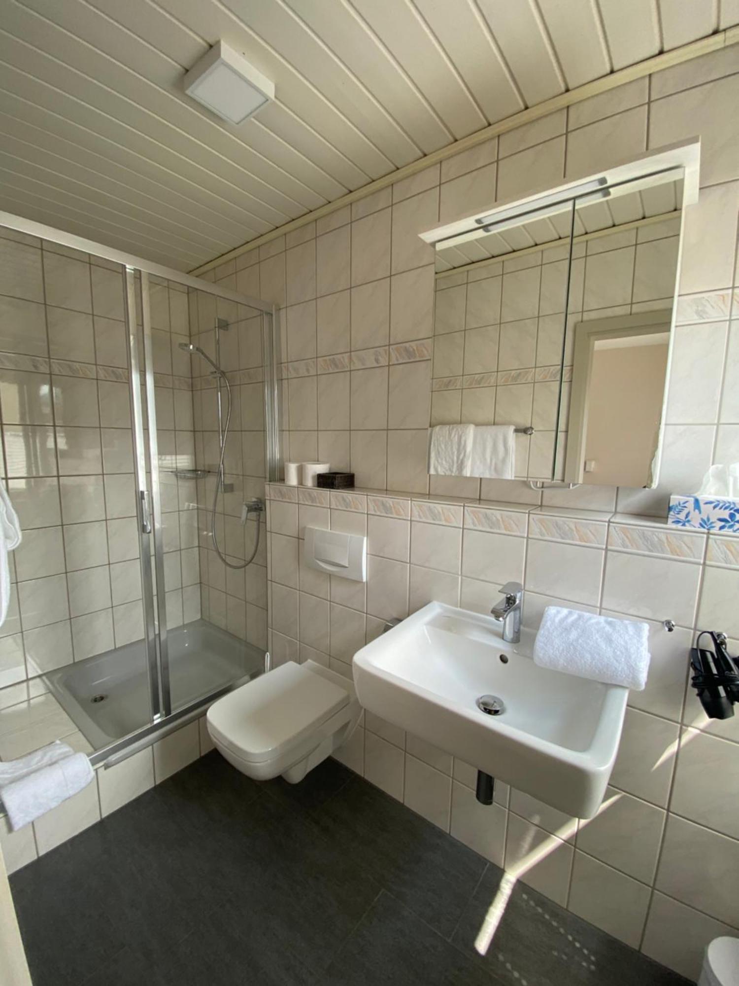 Double Room Private Bathroom