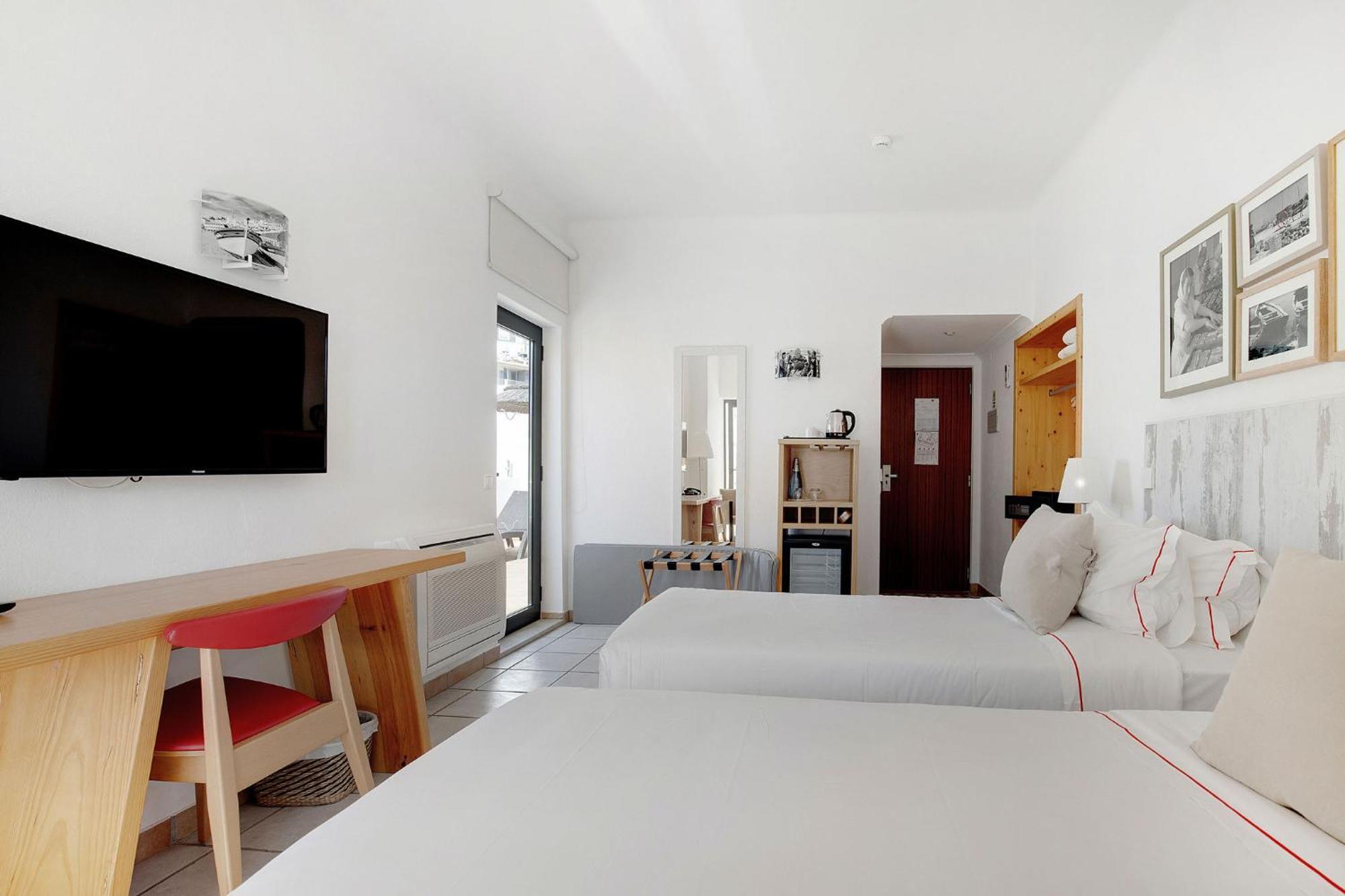 Deluxe Double or Twin Room Sea View