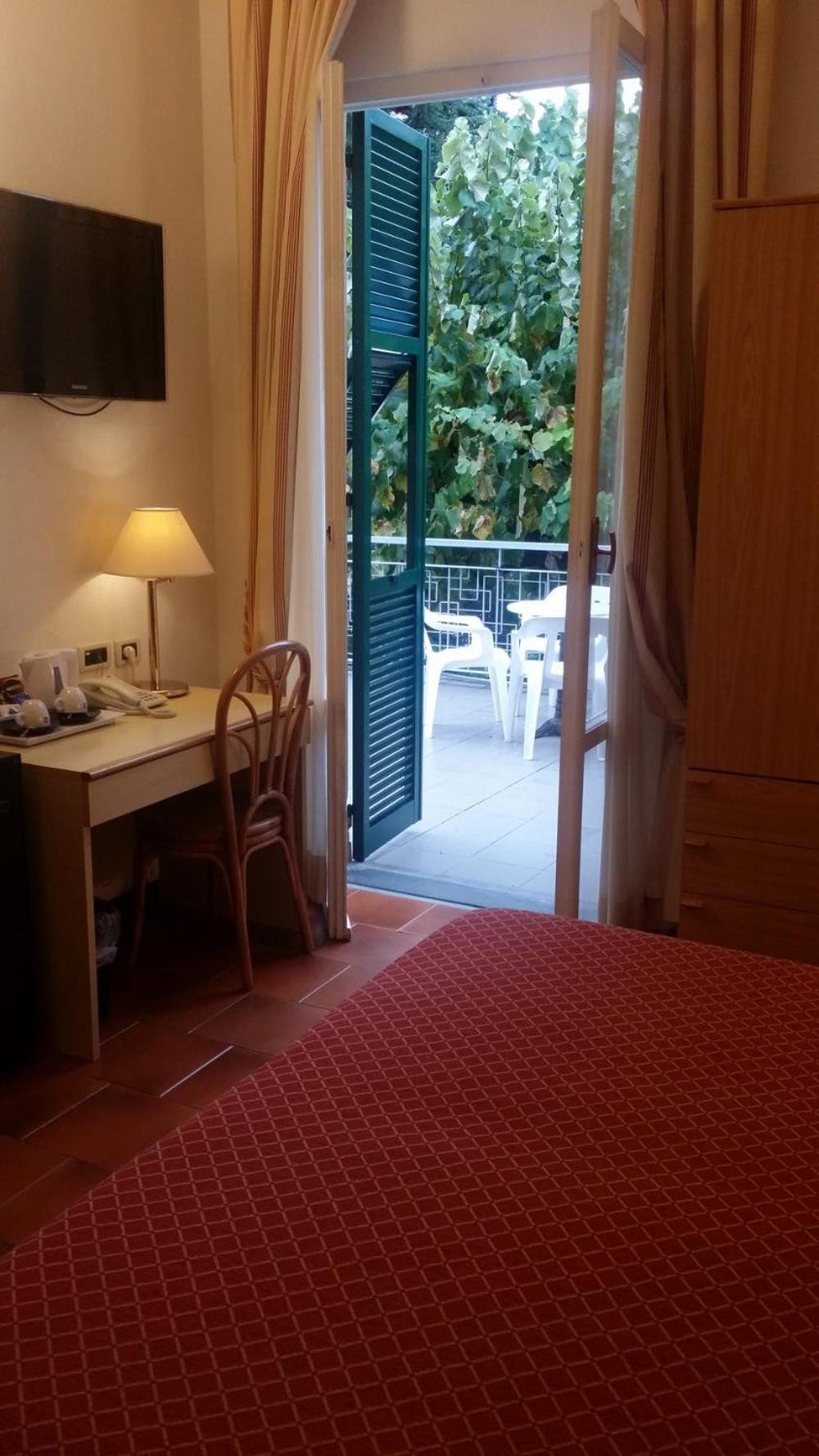 Standard Double or Twin Room Balcony