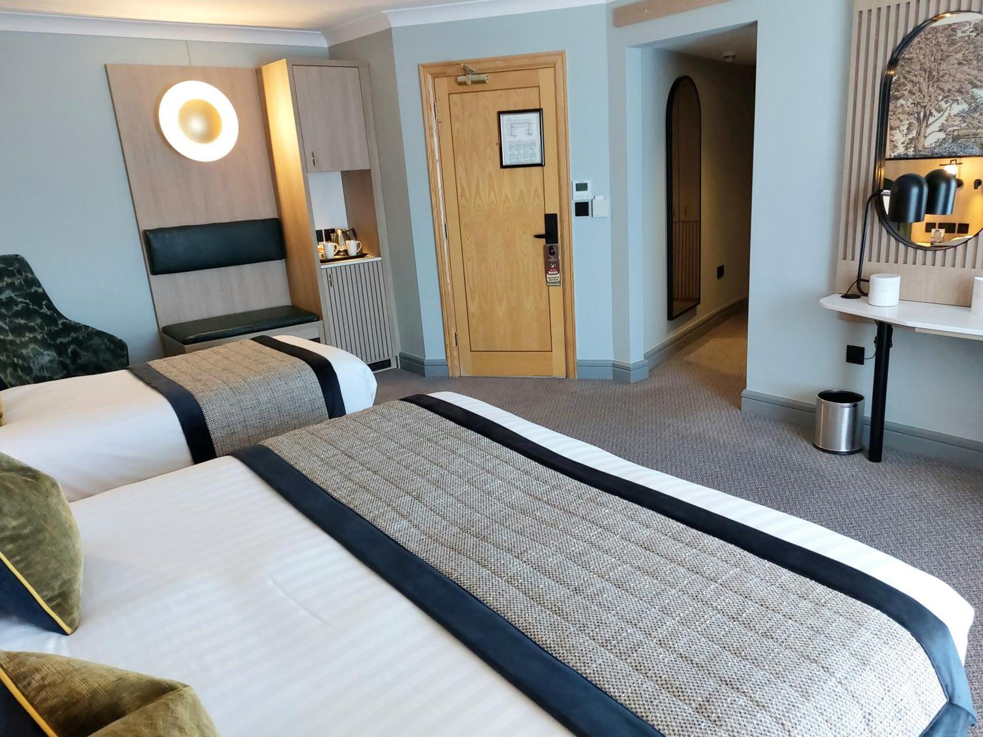 Signature Family Suite Air-Conditioning