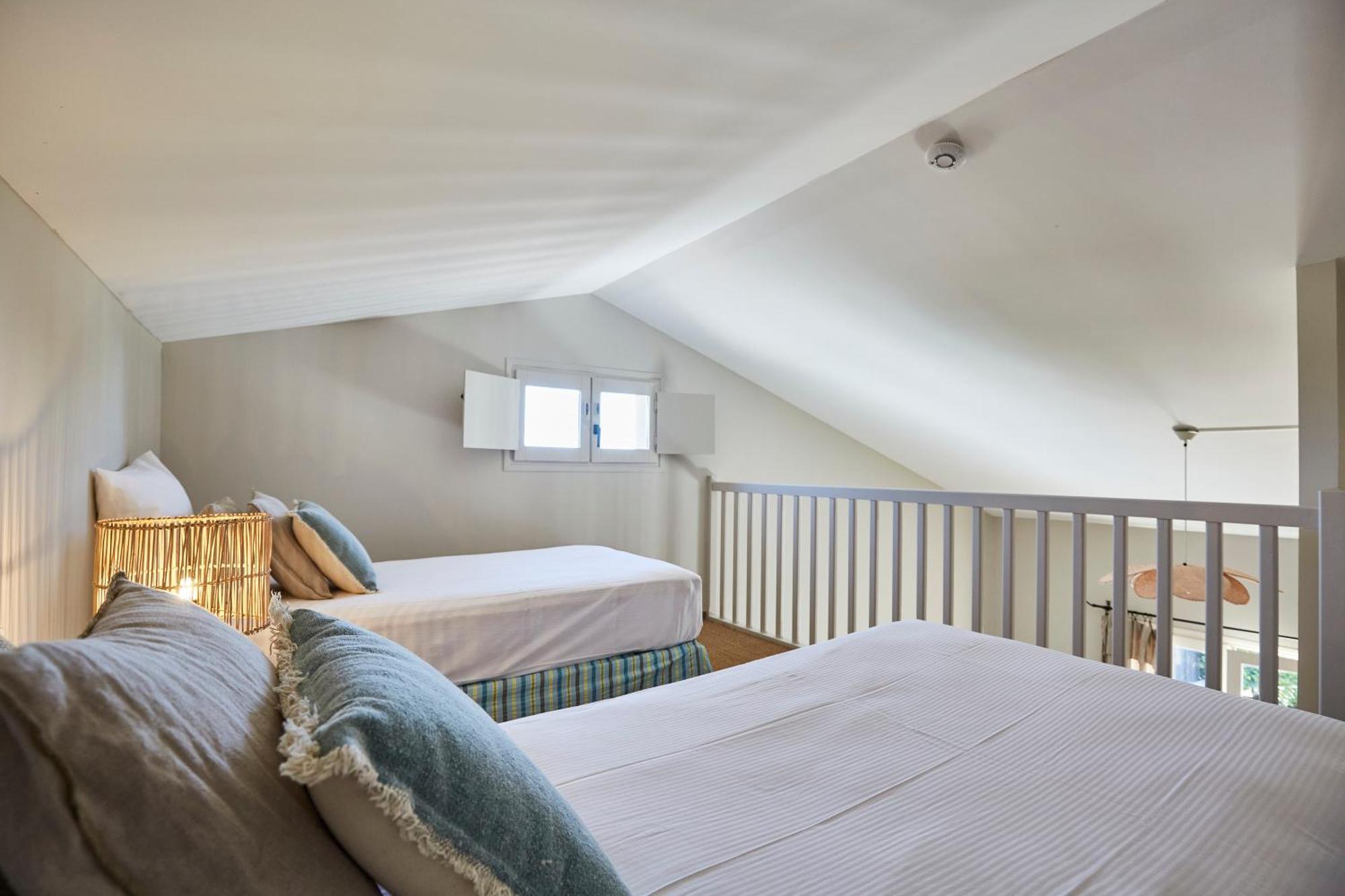 Duplex Room