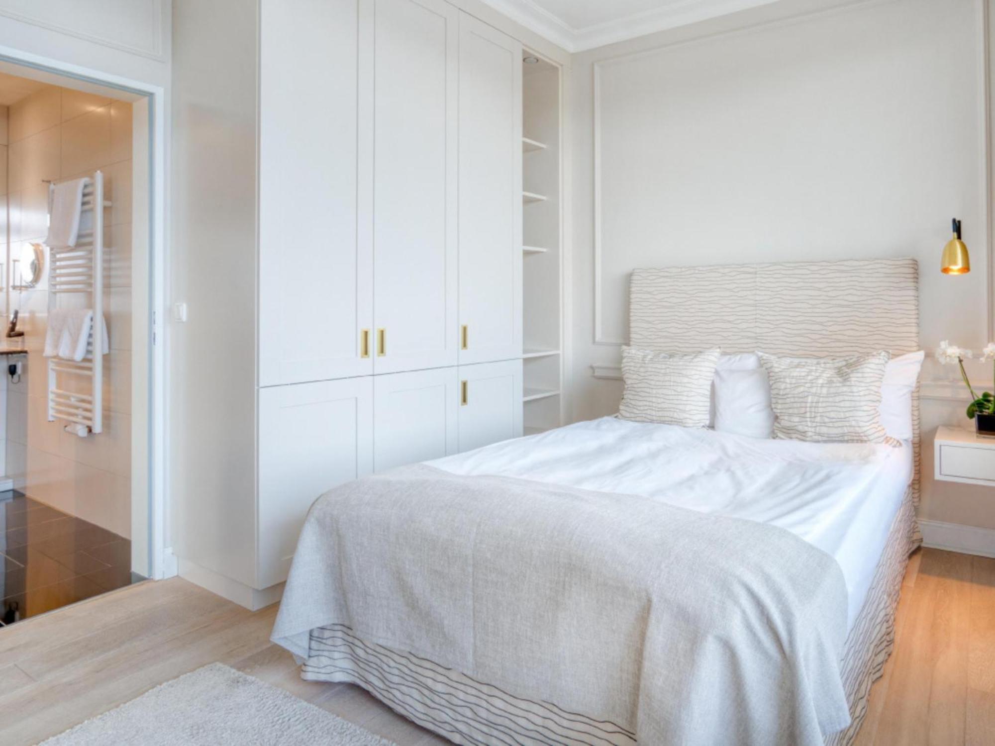 Single Room Land View