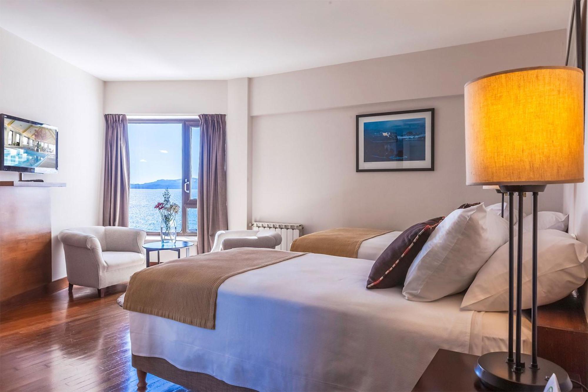 Quarto Superior com 2 Camas de Solteiro
