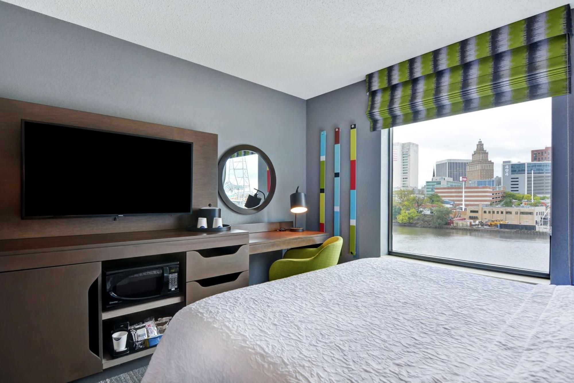 King Studio Suite Waterview