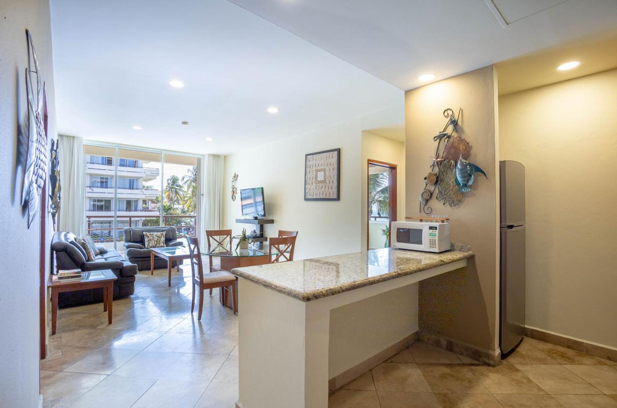 One-Bedroom Suite Beachfront