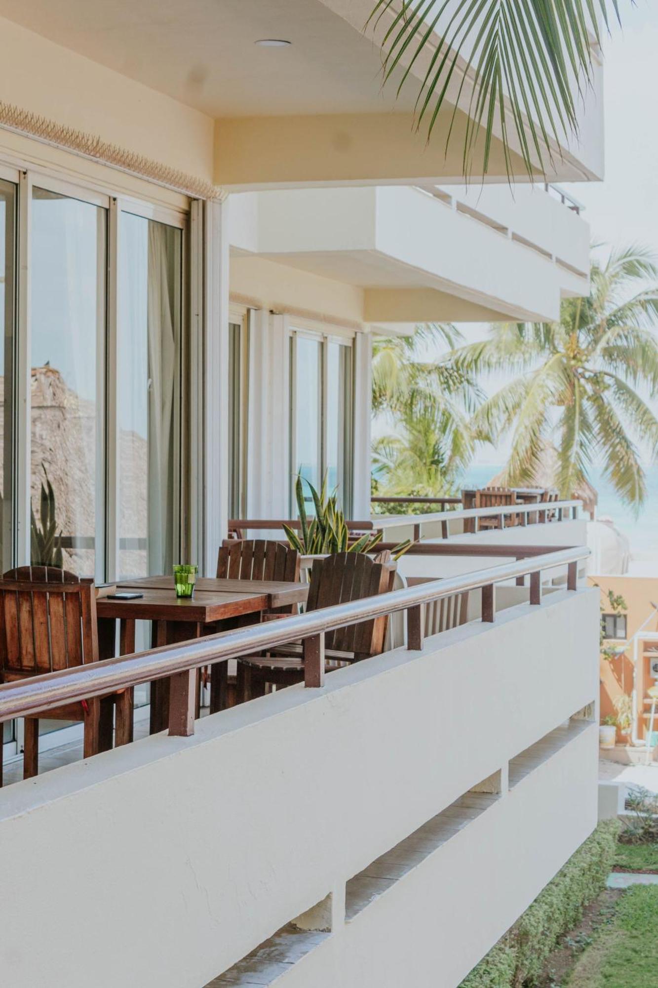 One-Bedroom Suite Ocean or Garden View