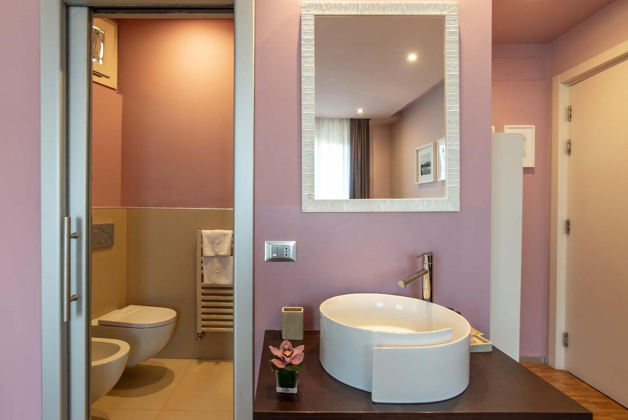 Deluxe Double or Twin Room Spa Bath