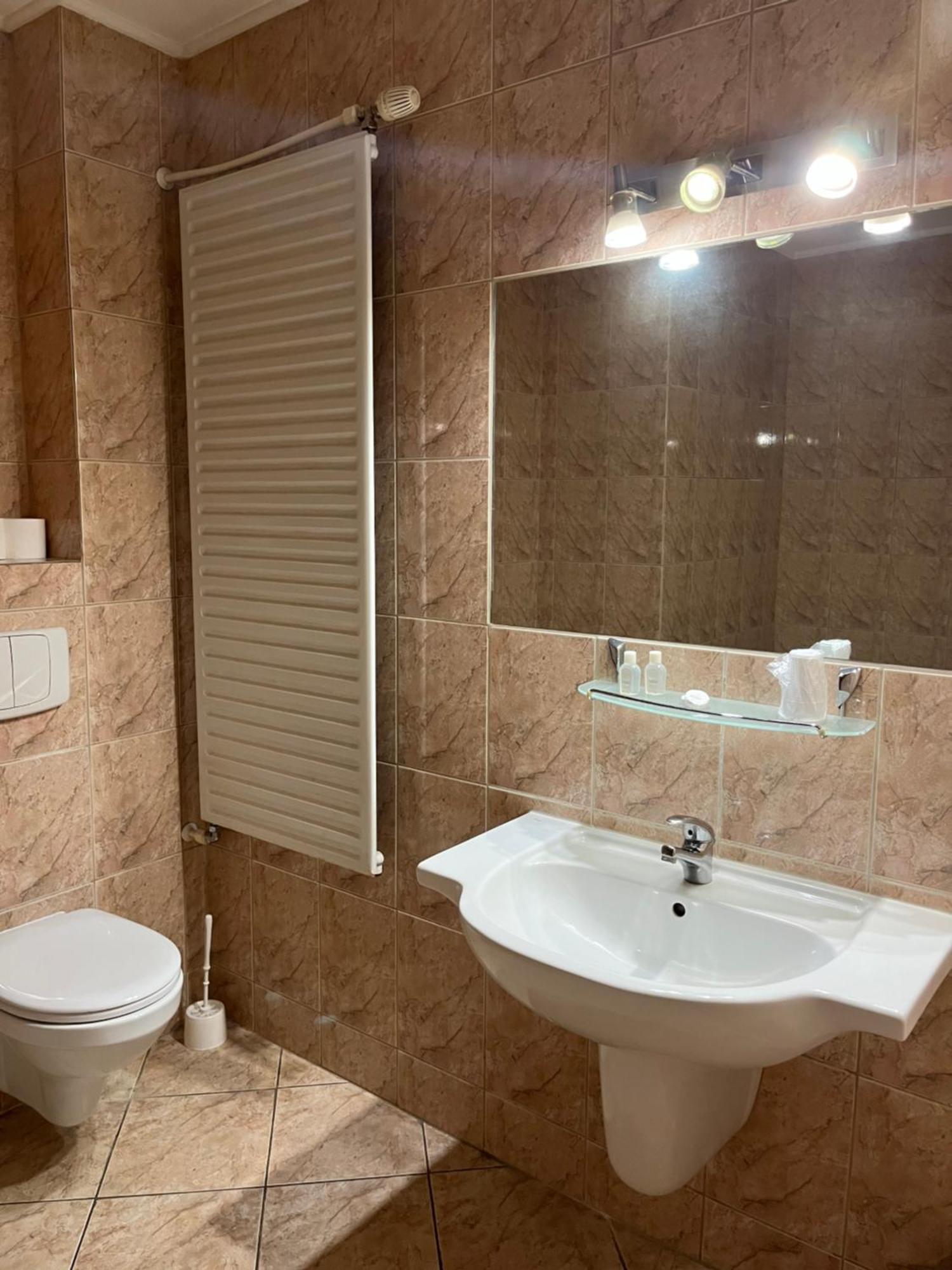 Double Room Air Conditioning