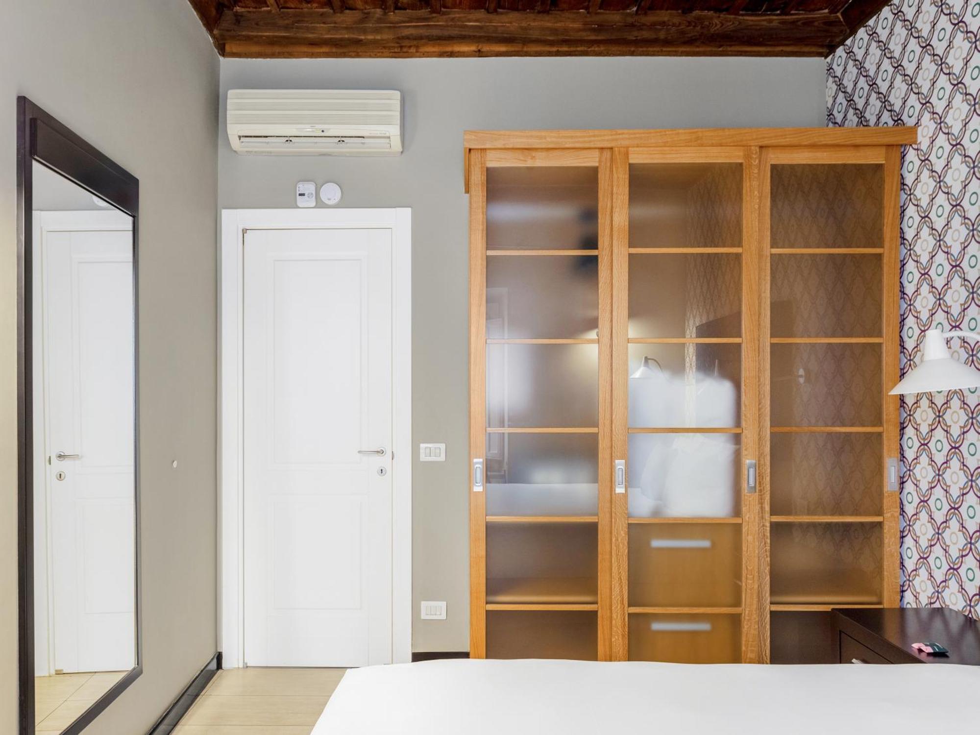 1 Bedroom Apartment Sofa Bed