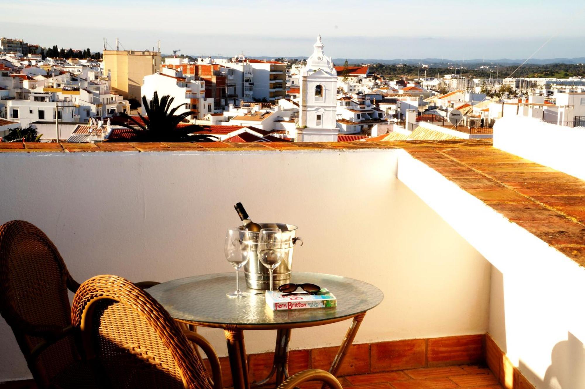 One-Bedroom Apartment Terrace