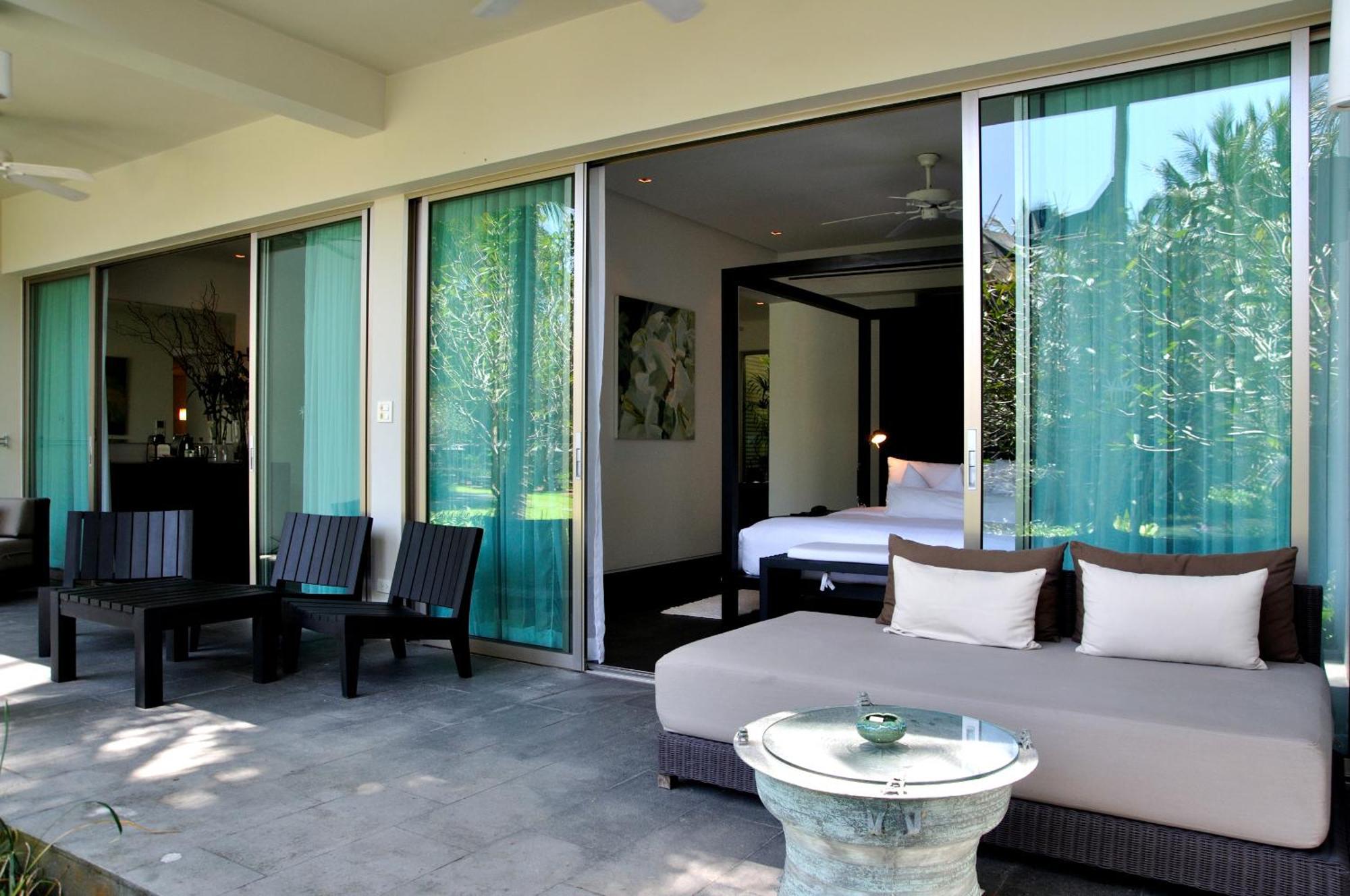 Palm Suite