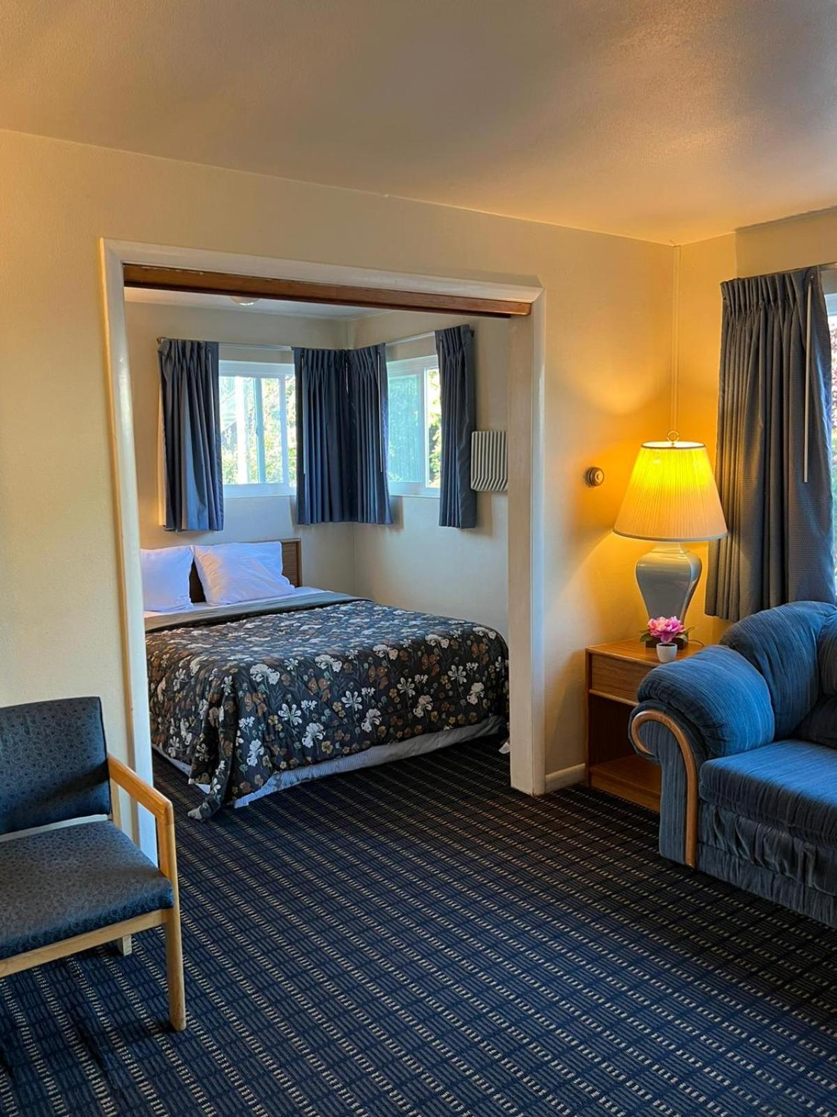 Standard Suite