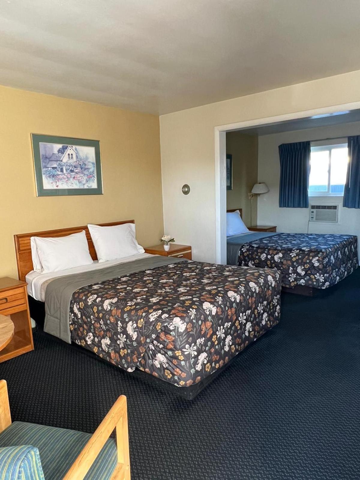 Classic Room Two Queen Beds