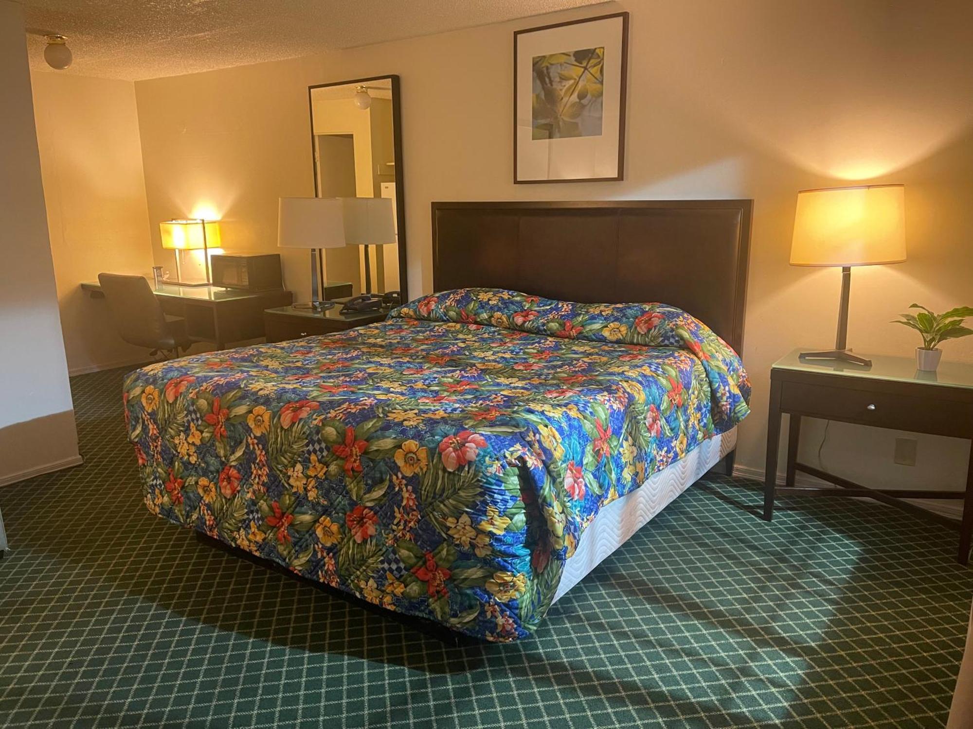 Traditional King Room