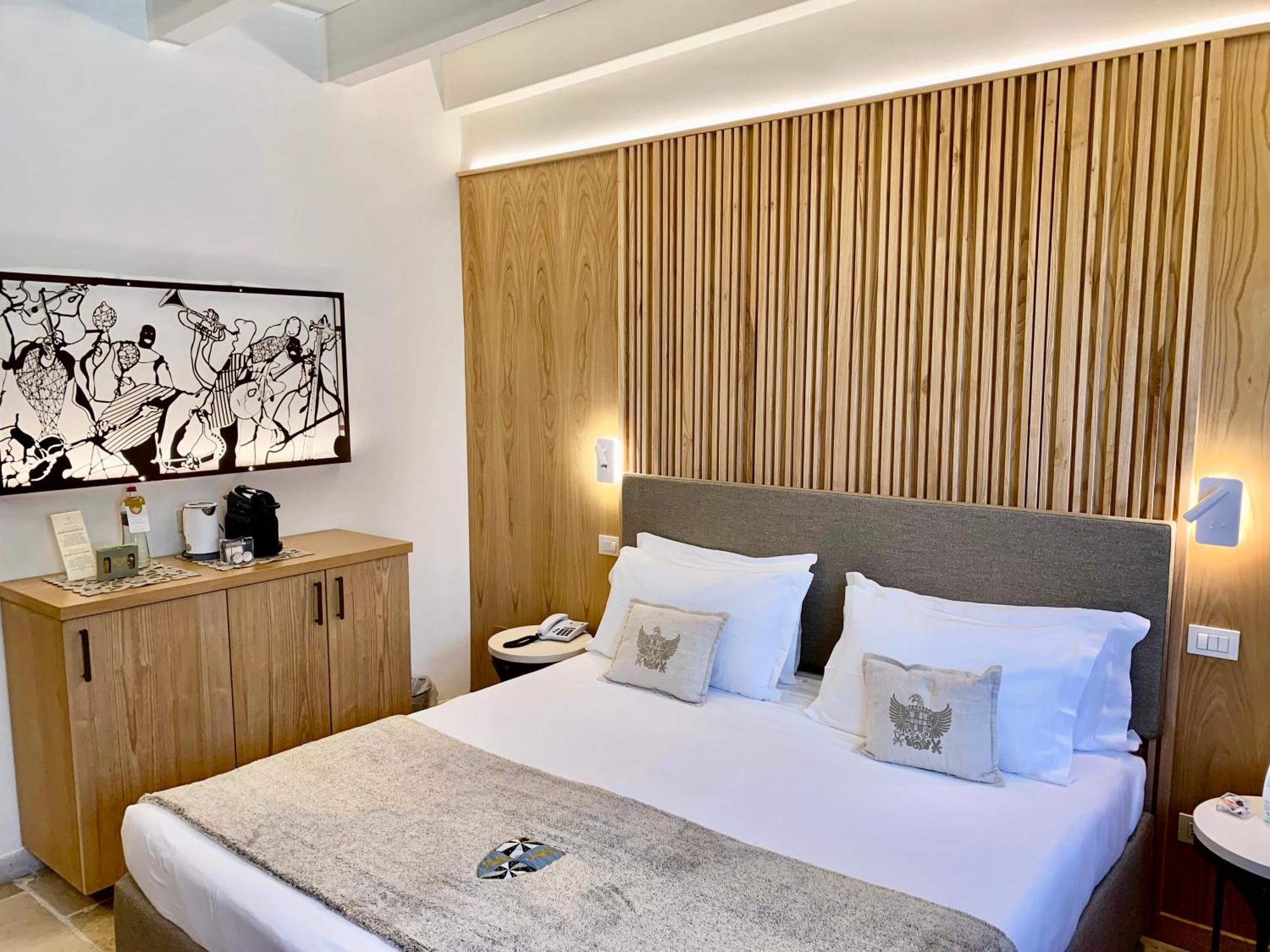 Classic Double Room
