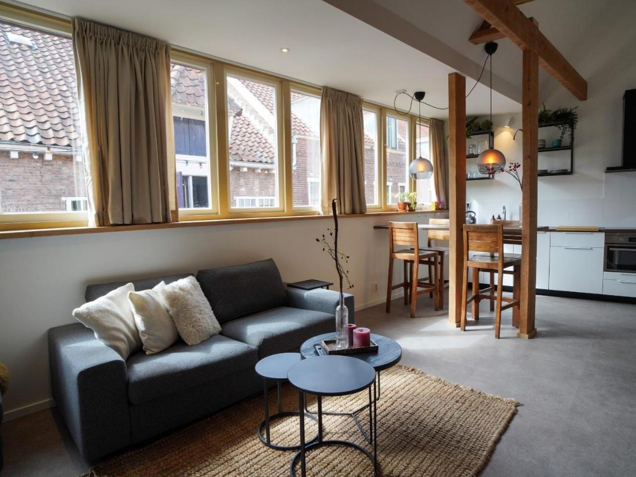One-Bedroom Apartment Non-Smoking