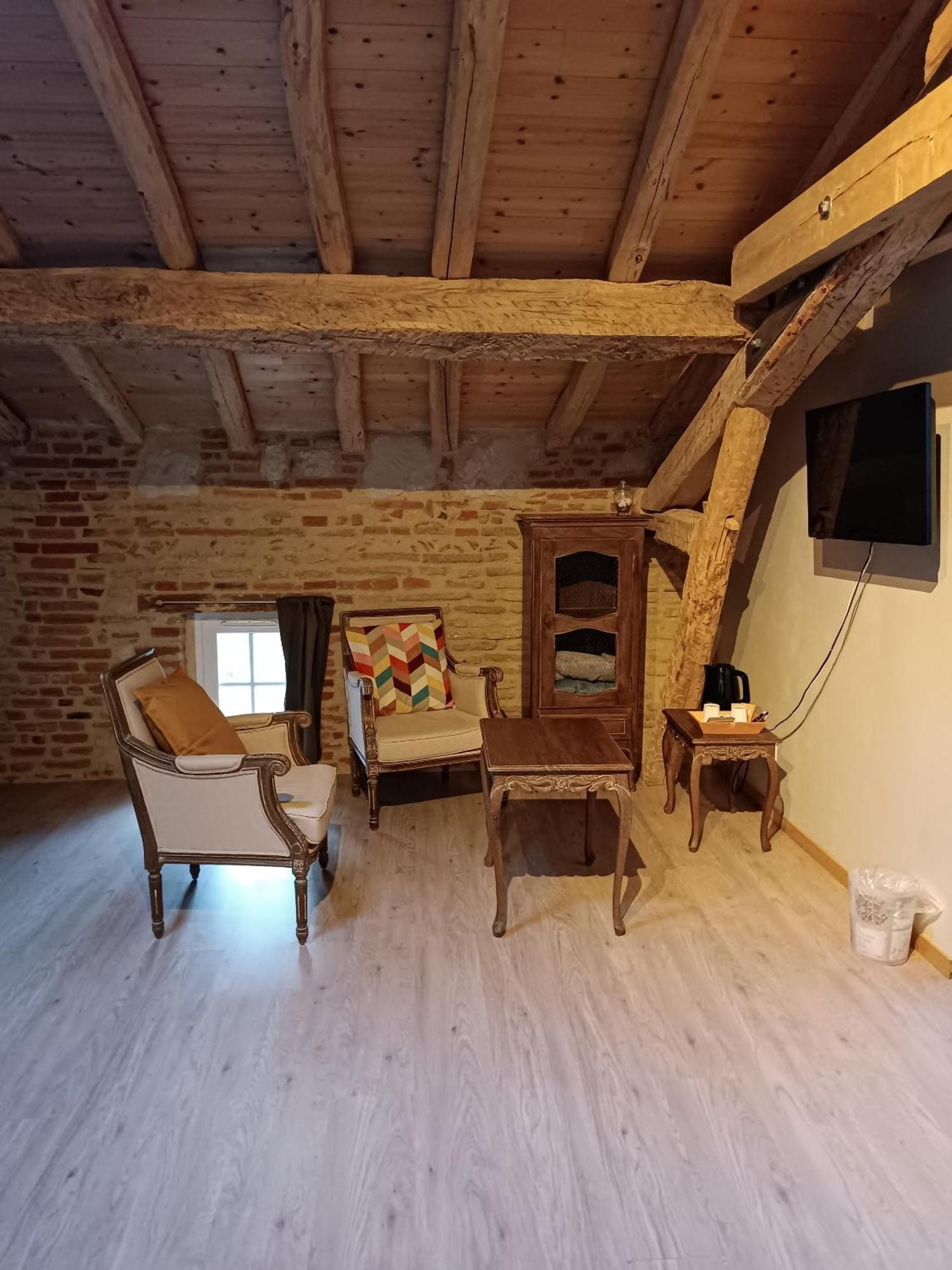 Comfort Triple Room