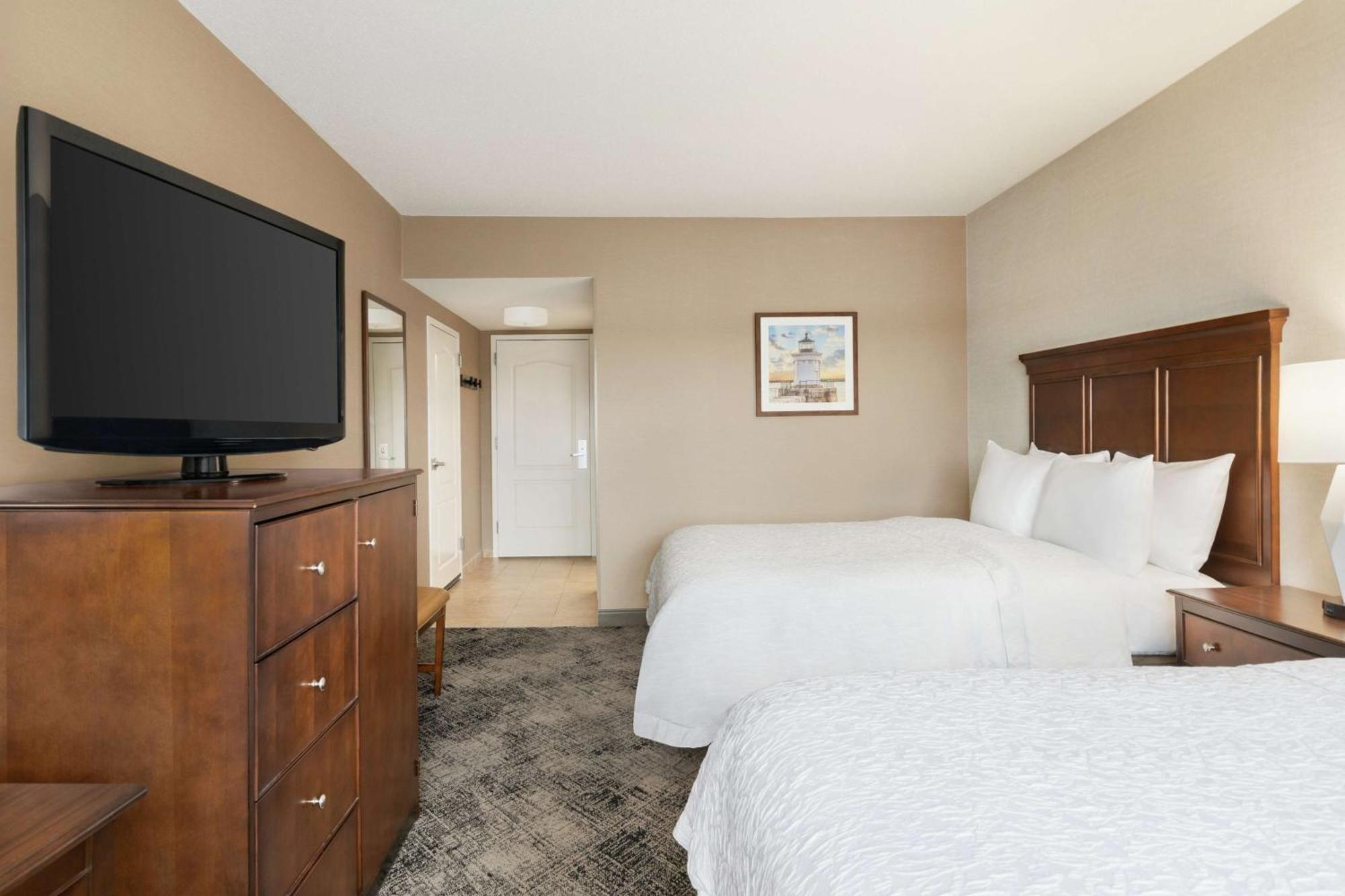 Queen Room Two Queen Beds
