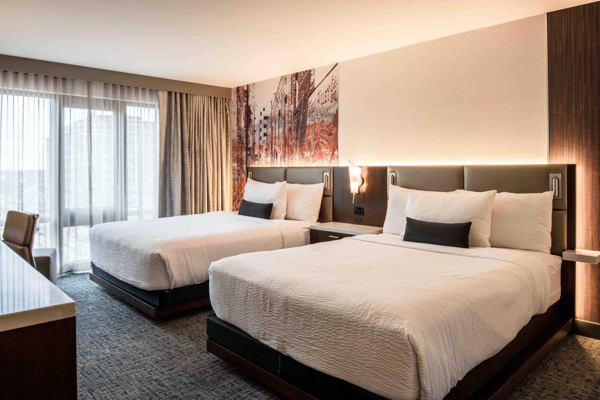 Boutique Queen Room Two Queen Beds