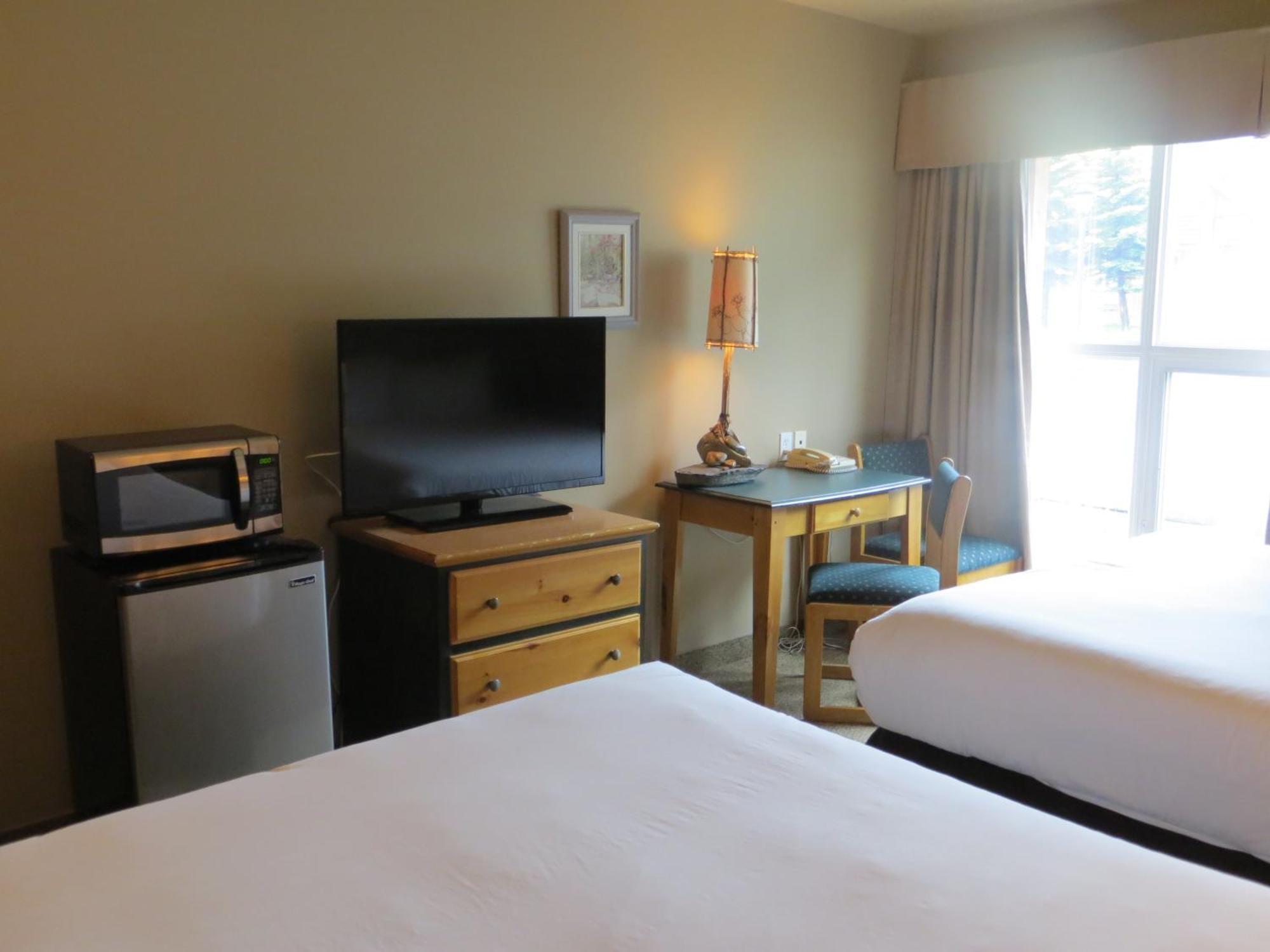 Queen Room Two Queen Beds