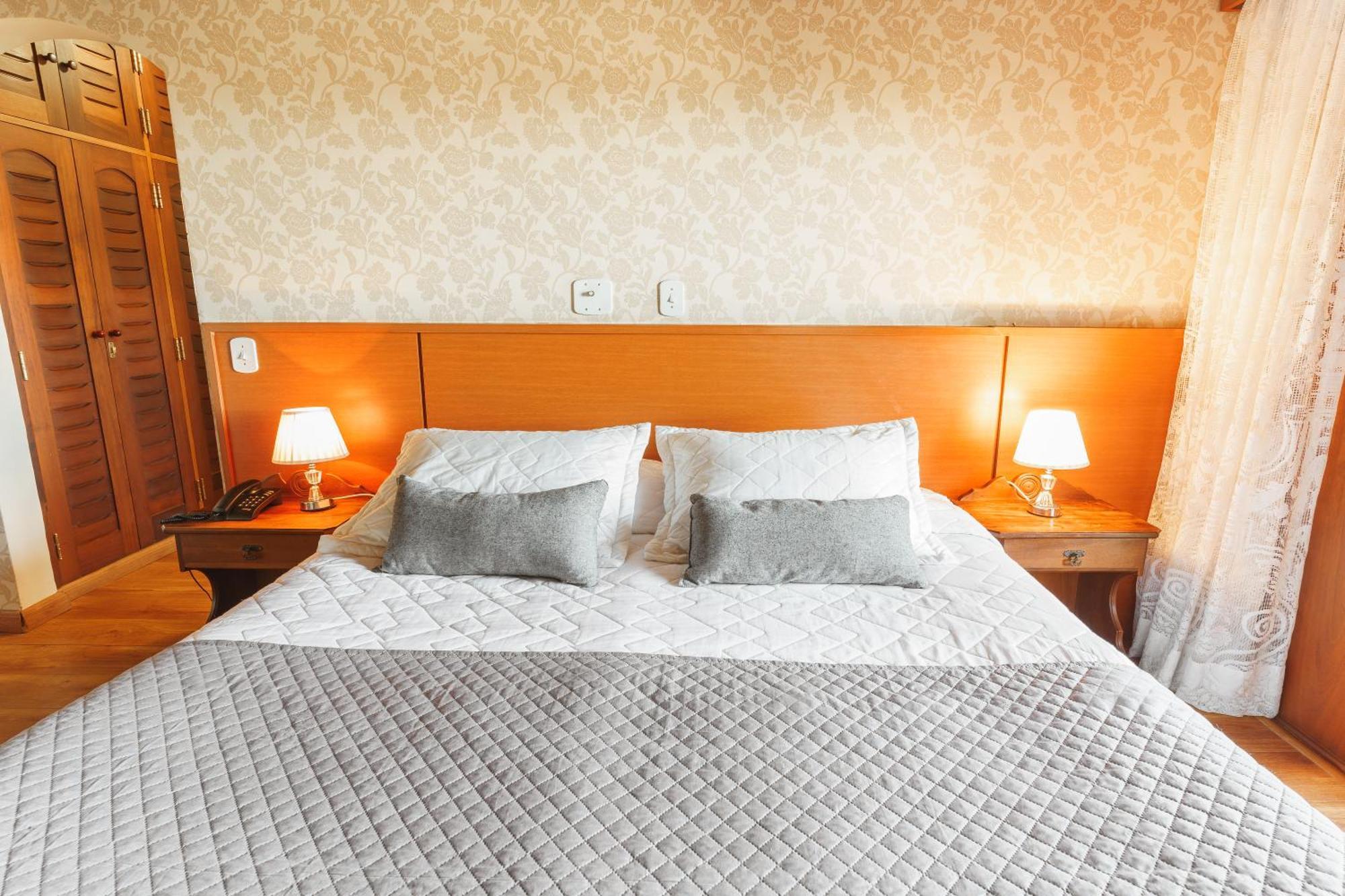 Economy Double Room External