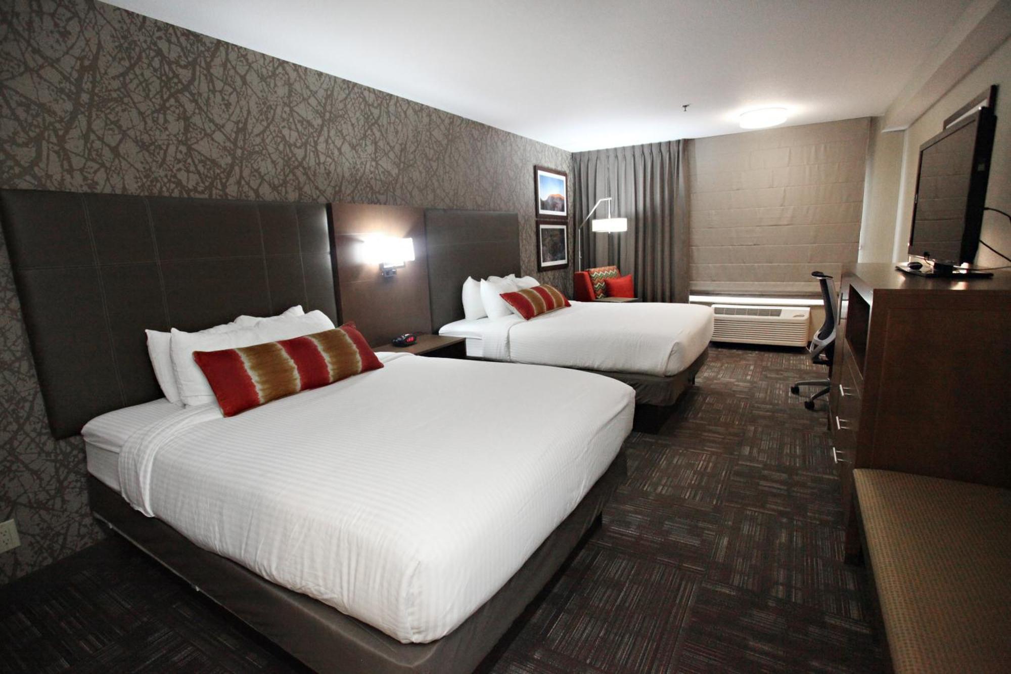 Queen Room with Two Queen Beds and Sofa Bed